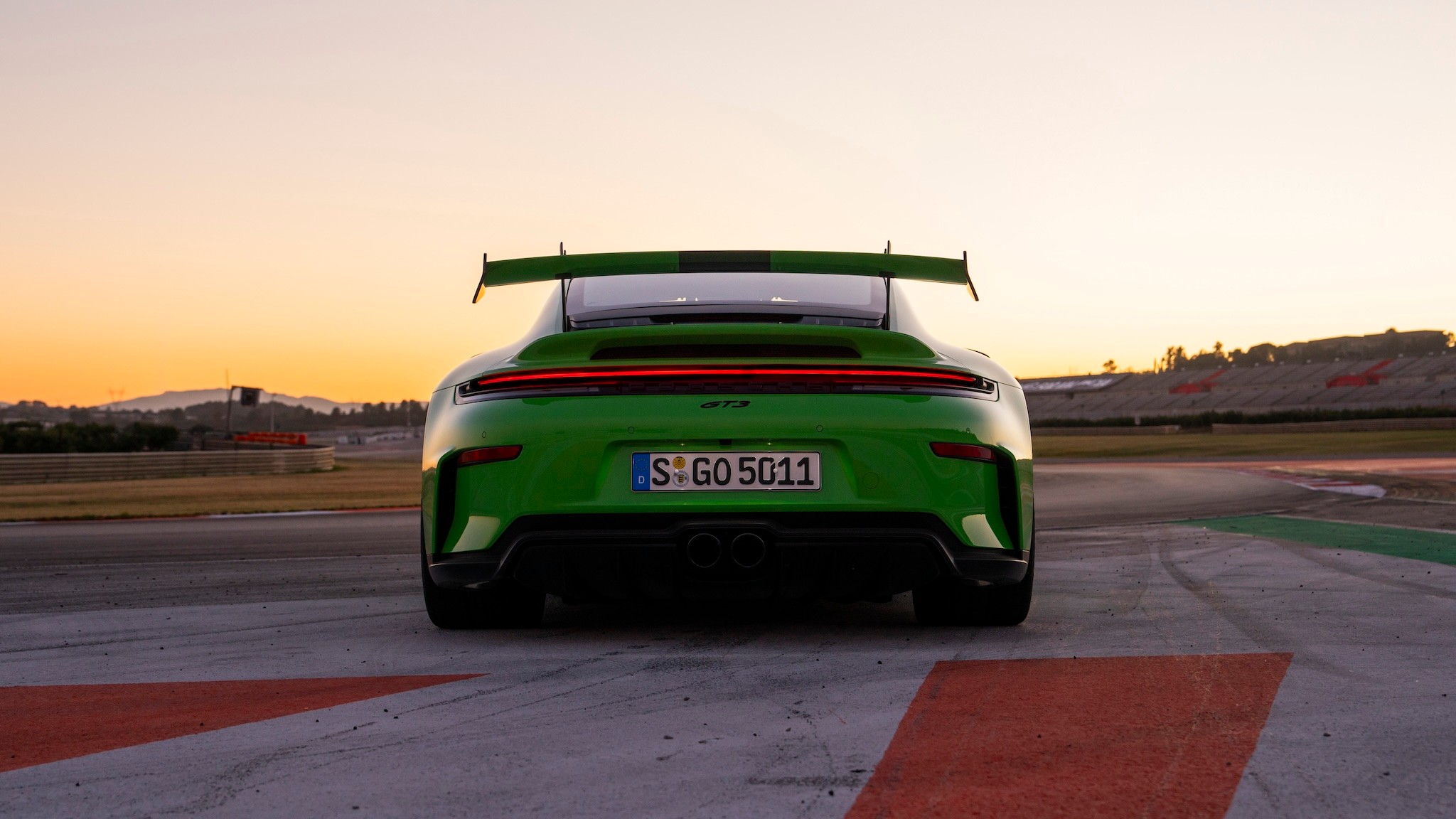 2025 Porsche 911 GT3 Weissach 6