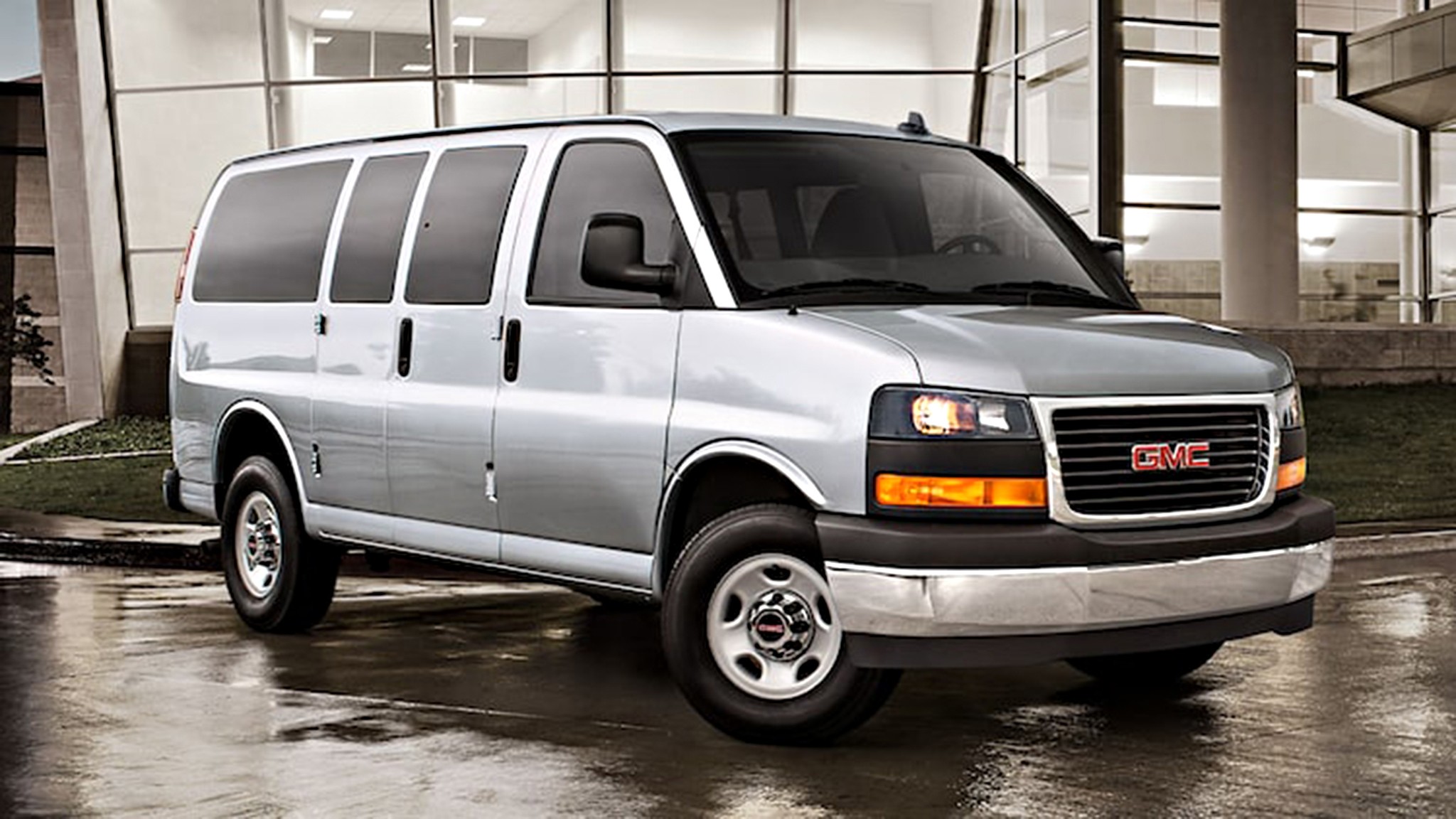 2025 GMC Savana