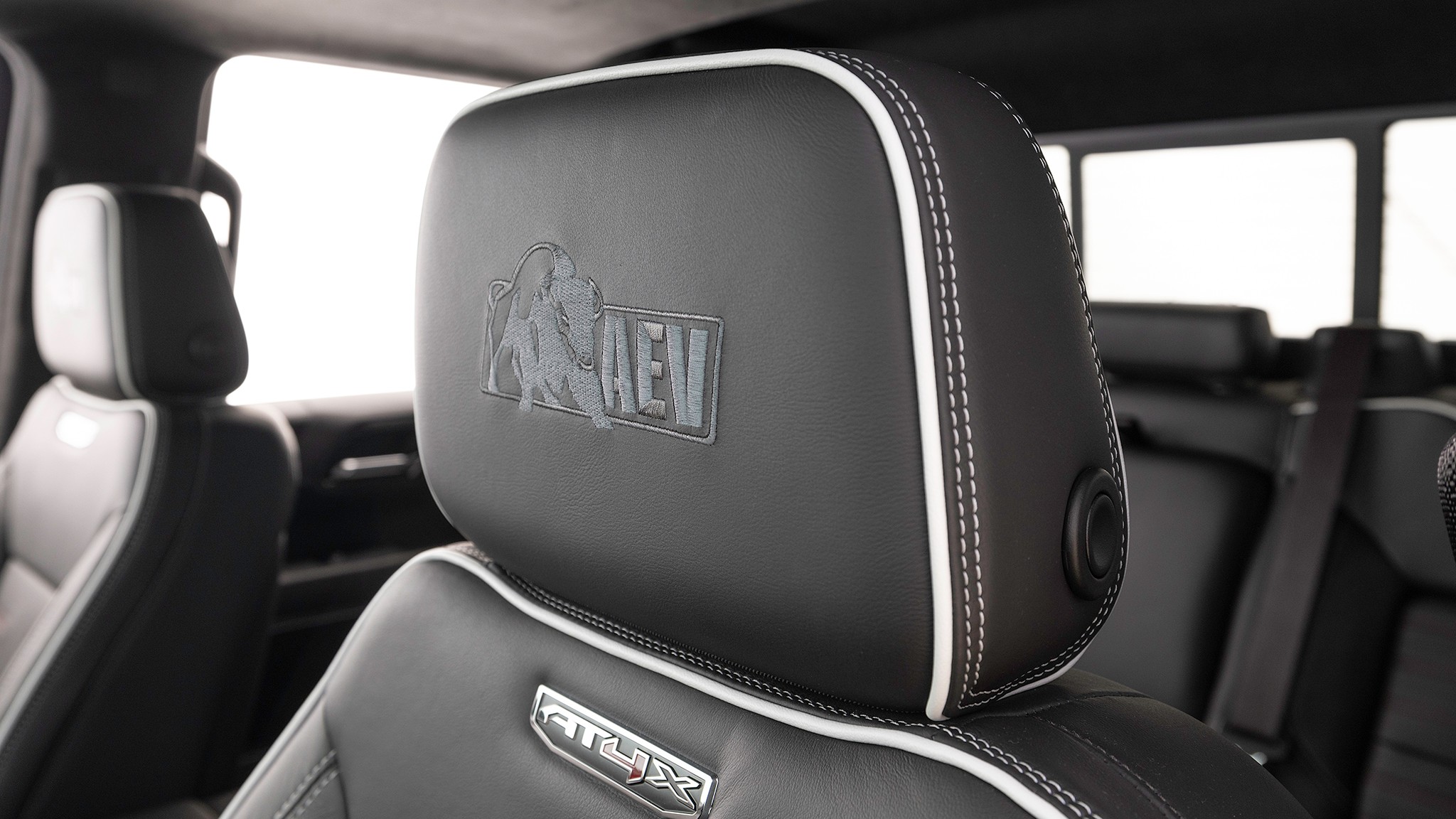 6 2025 GMC Sierra 1500 AT4X interior