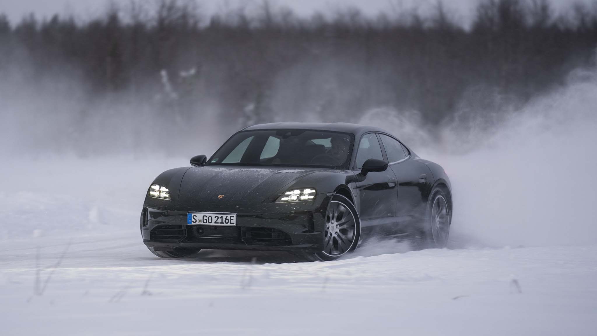 001 2025 porsche taycan 4 winter drive