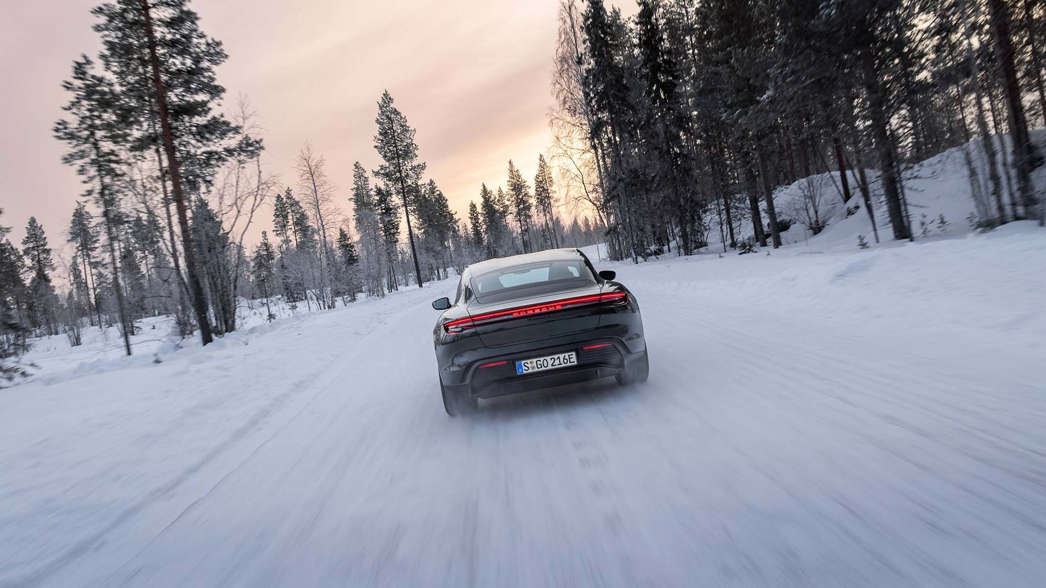 008 2025 porsche taycan 4 winter drive