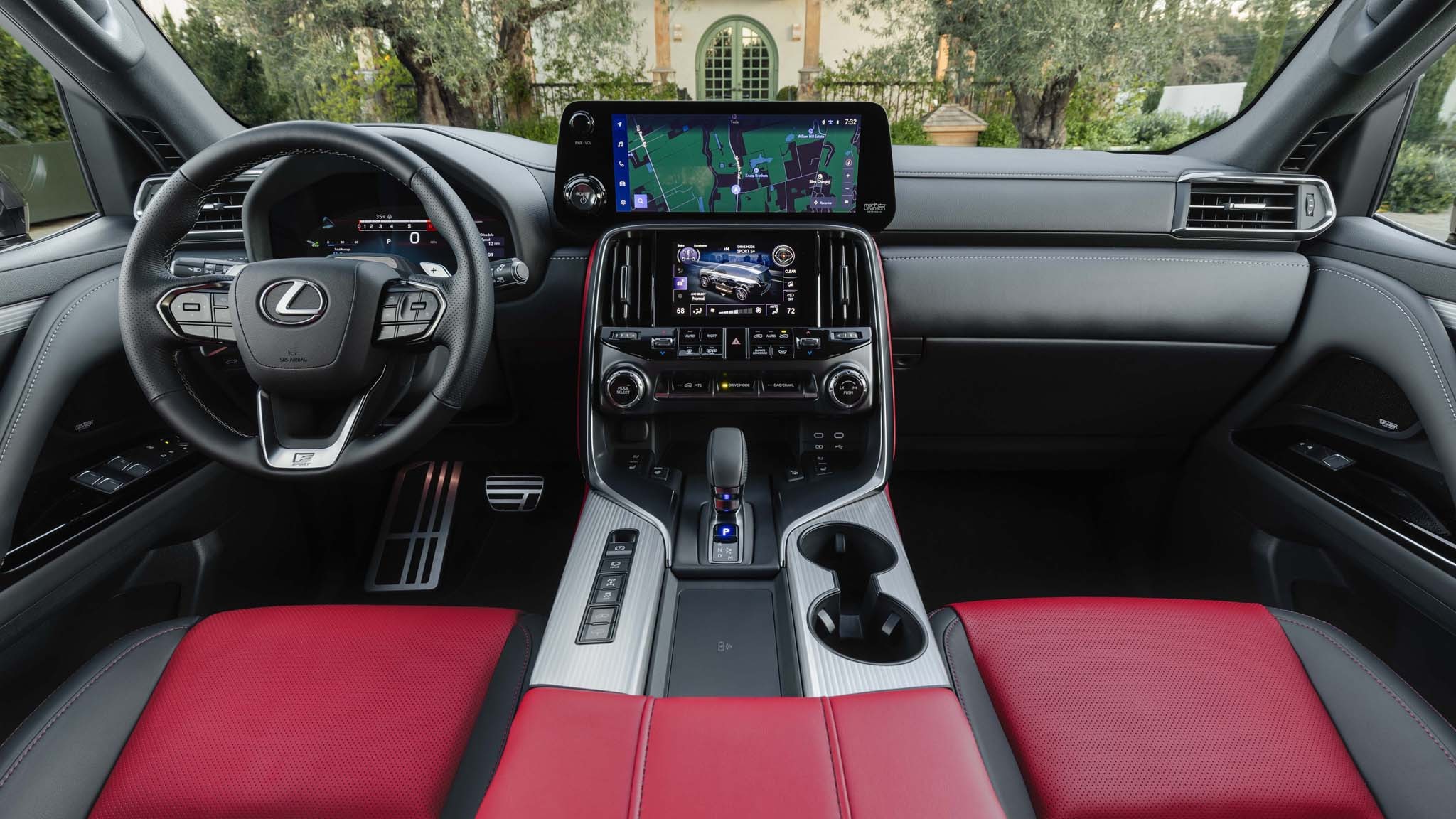 2025 Lexus LX700h F Sport Handling 1