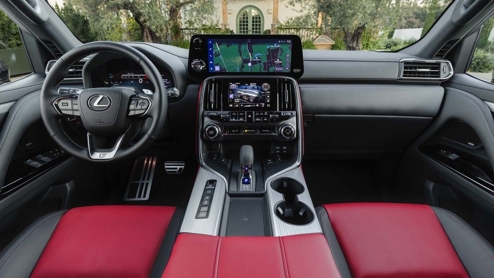 2025 Lexus LX700h F Sport Handling 1