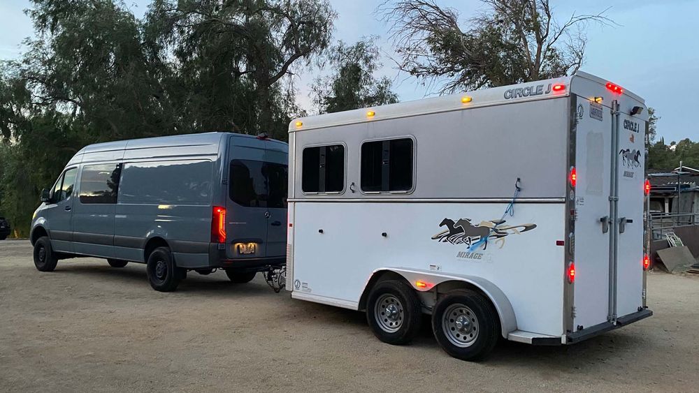 2024 mercedes benz sprinter 2500 01 trailer hooked up