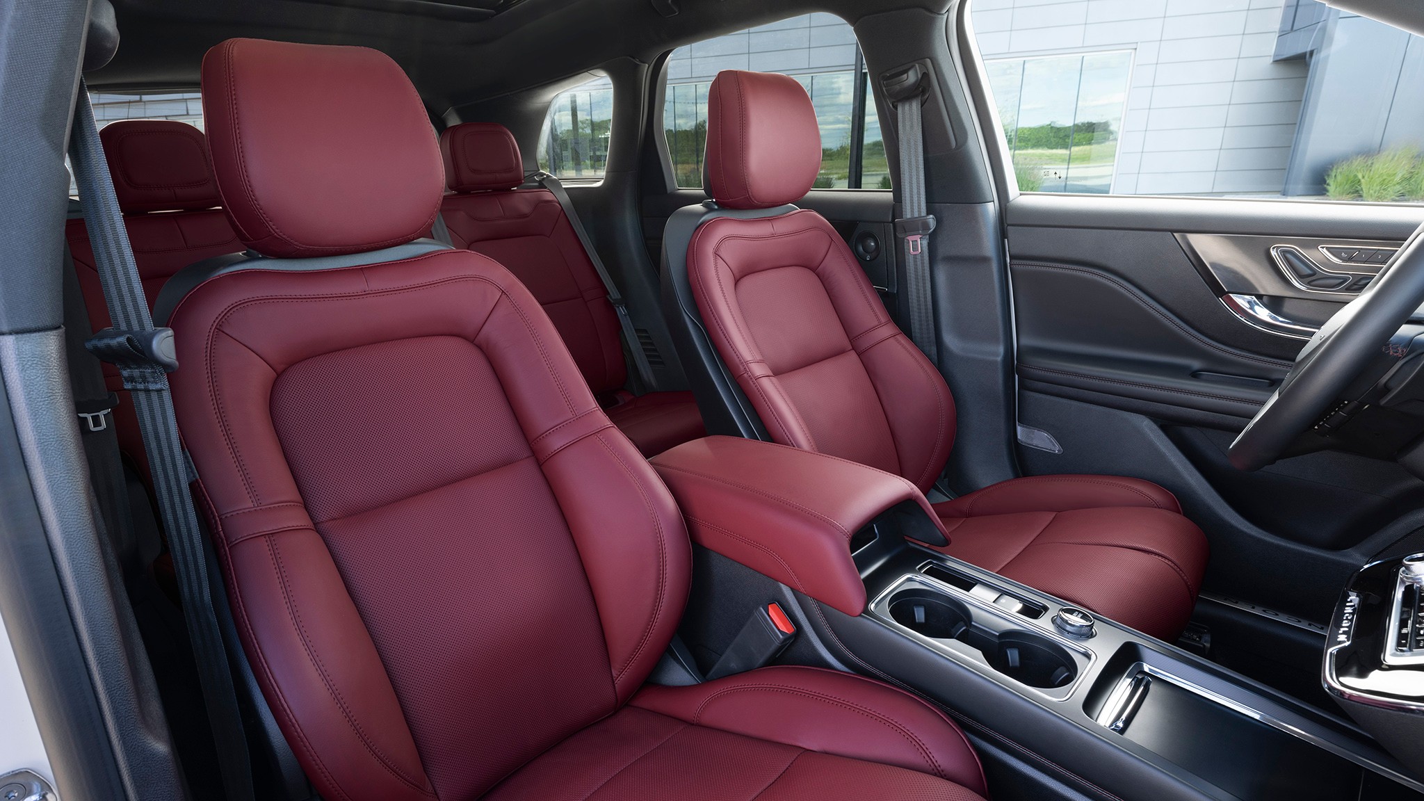 4 2025 Lincoln Corsair interior