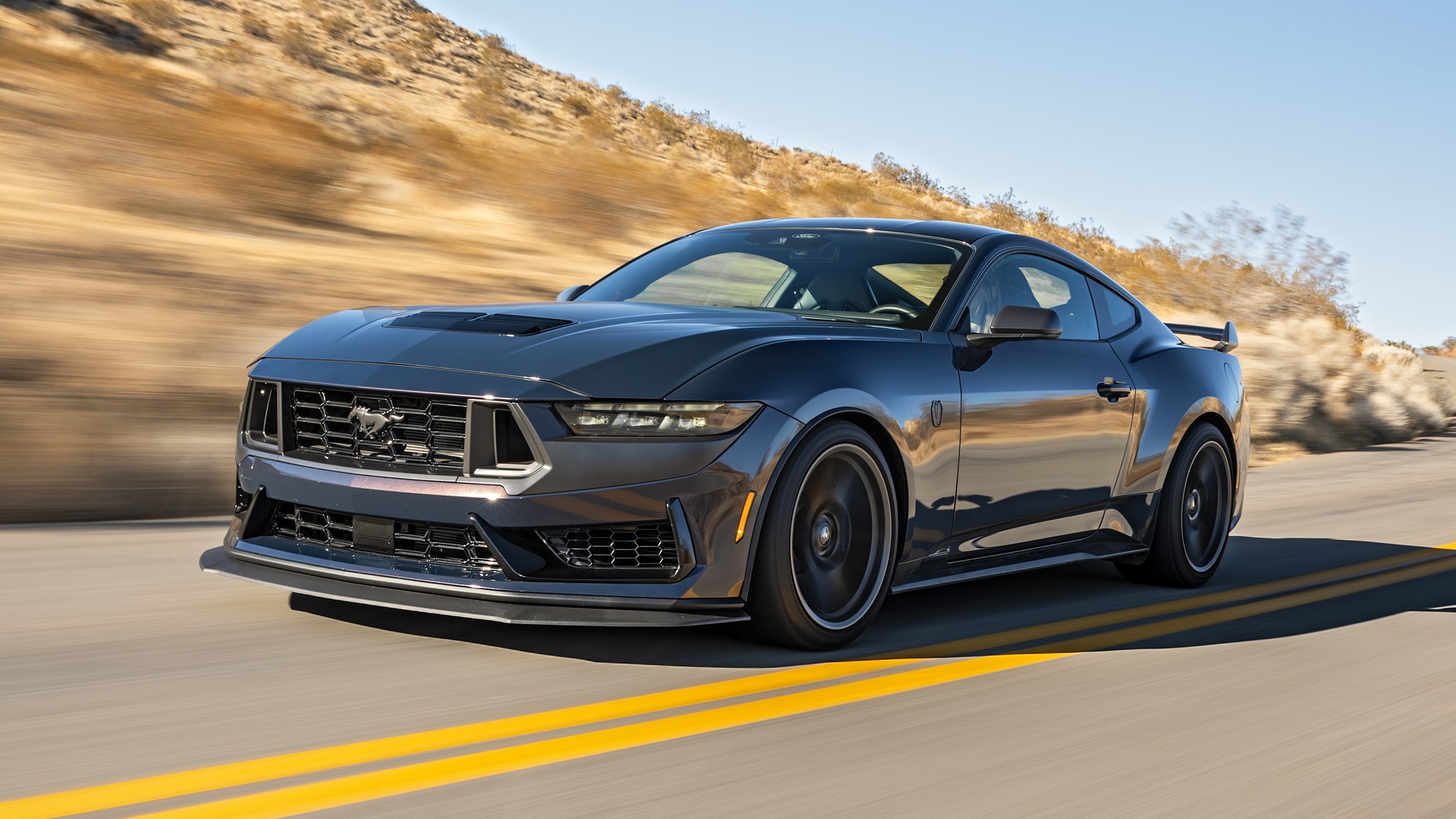 001 2025 Ford Mustang Dark Horse