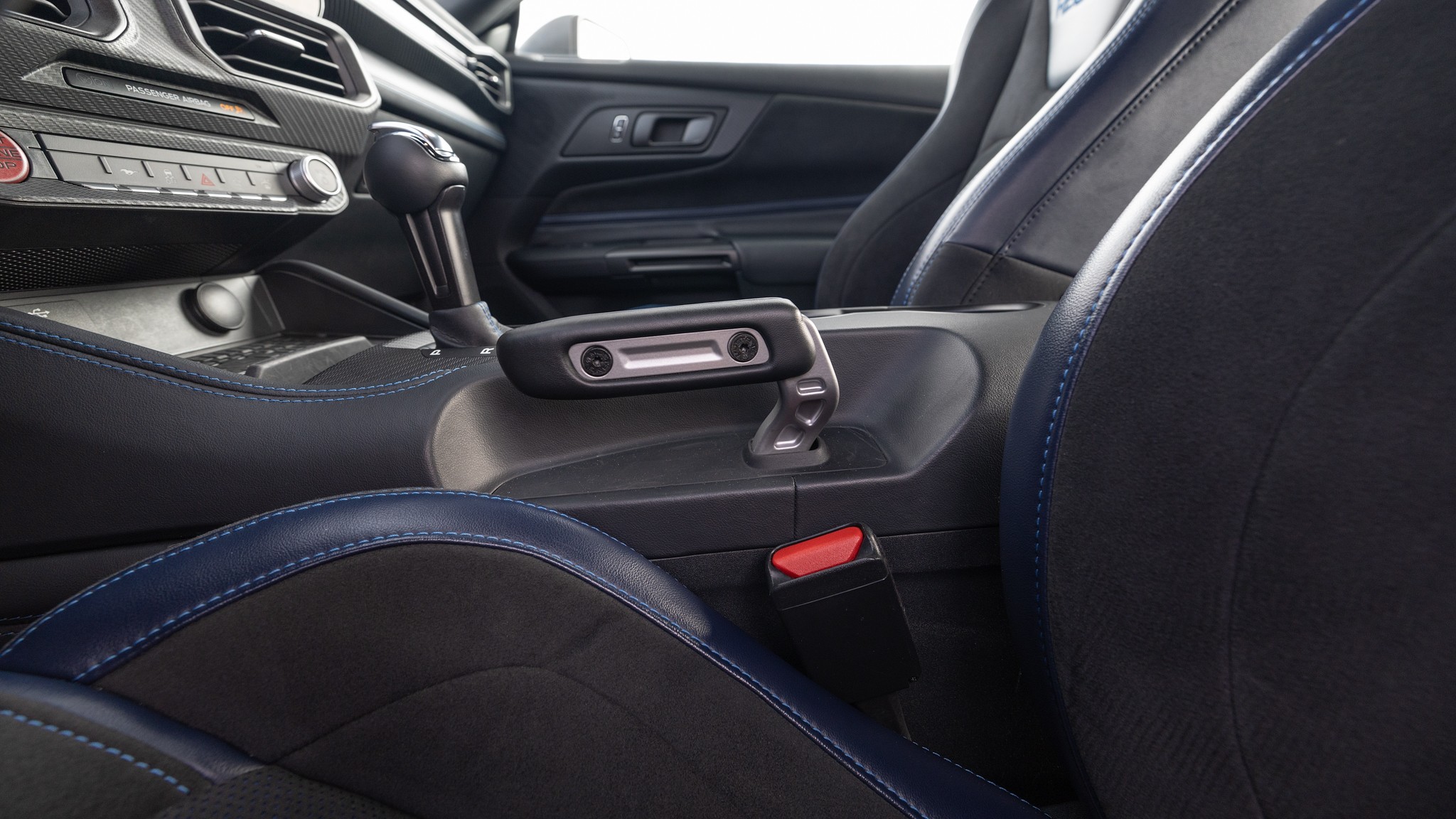 027 2025 Ford Mustang Dark Horse