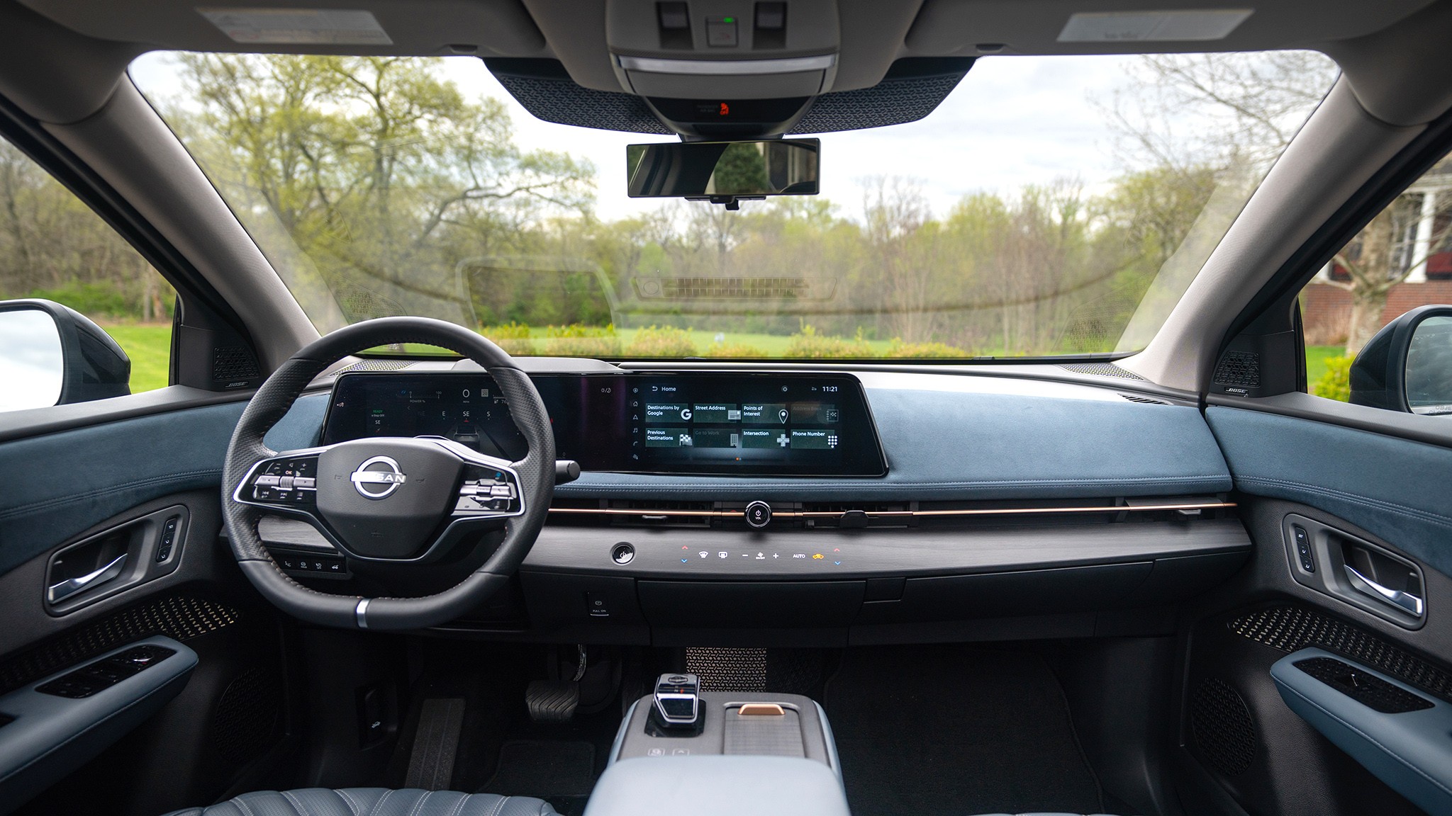 4 2025 Nissan Ariya interior