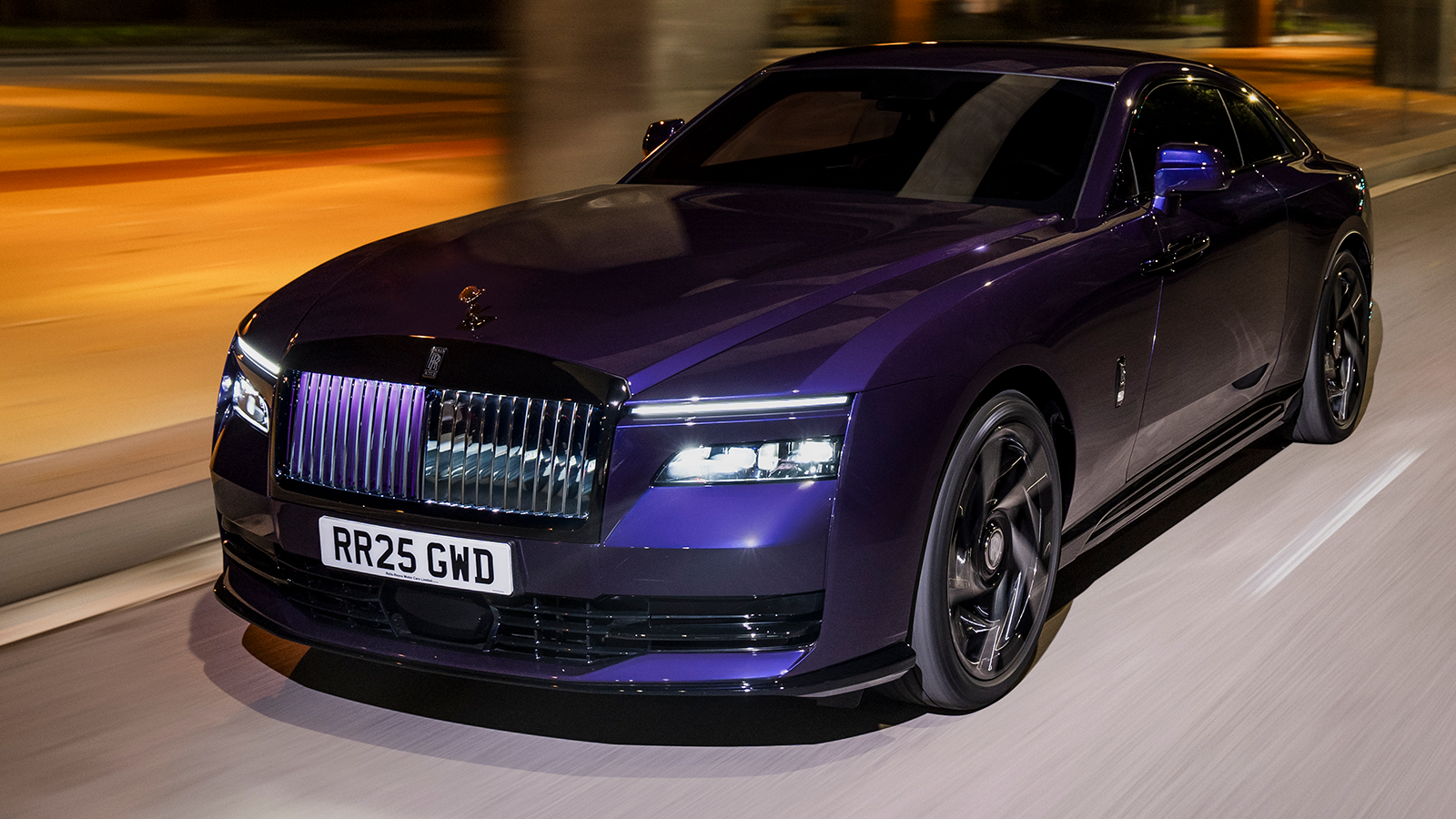 Rolls Royce Black Badge Spectre EV 5
