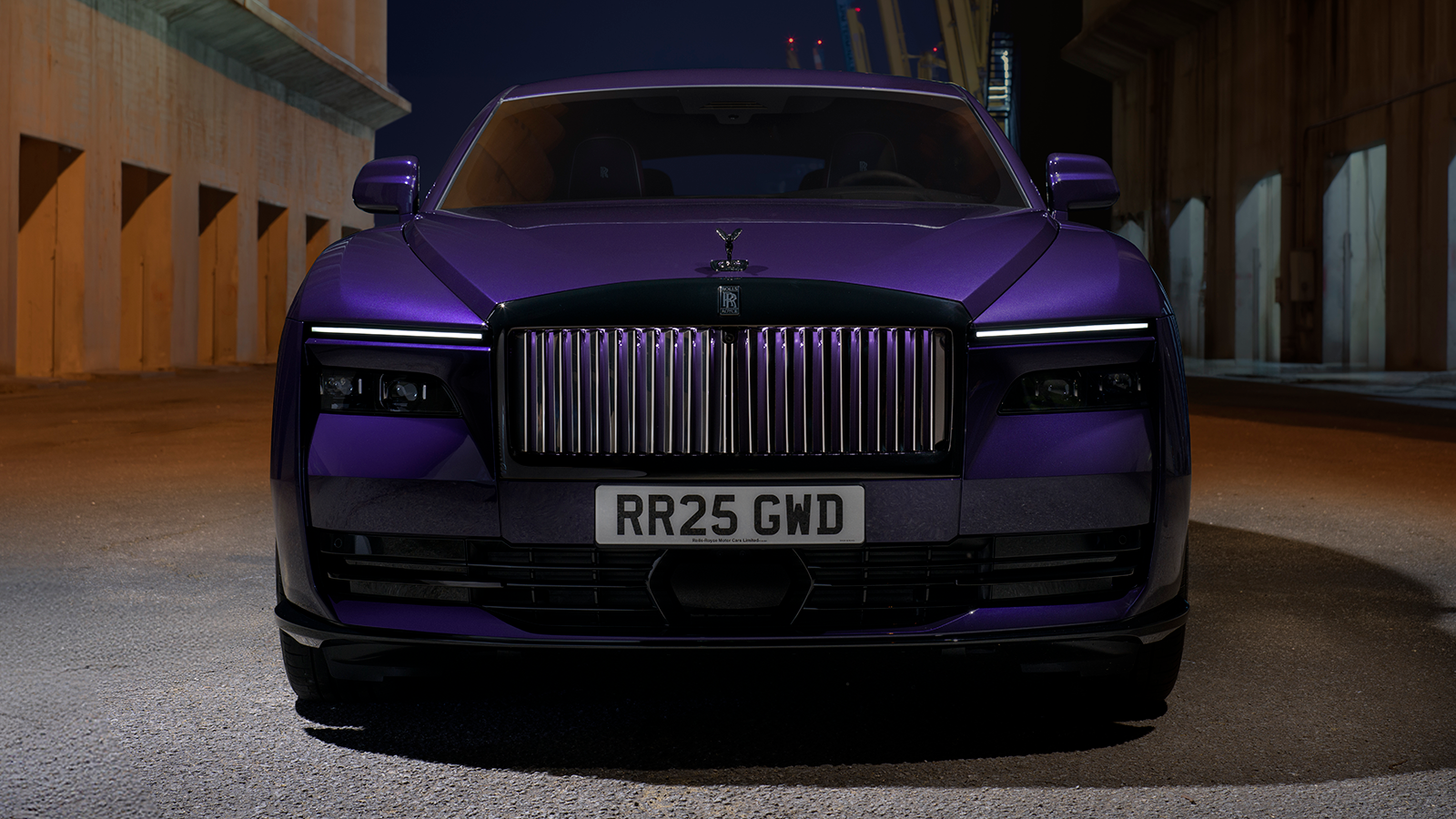Rolls Royce Black Badge Spectre EV 2