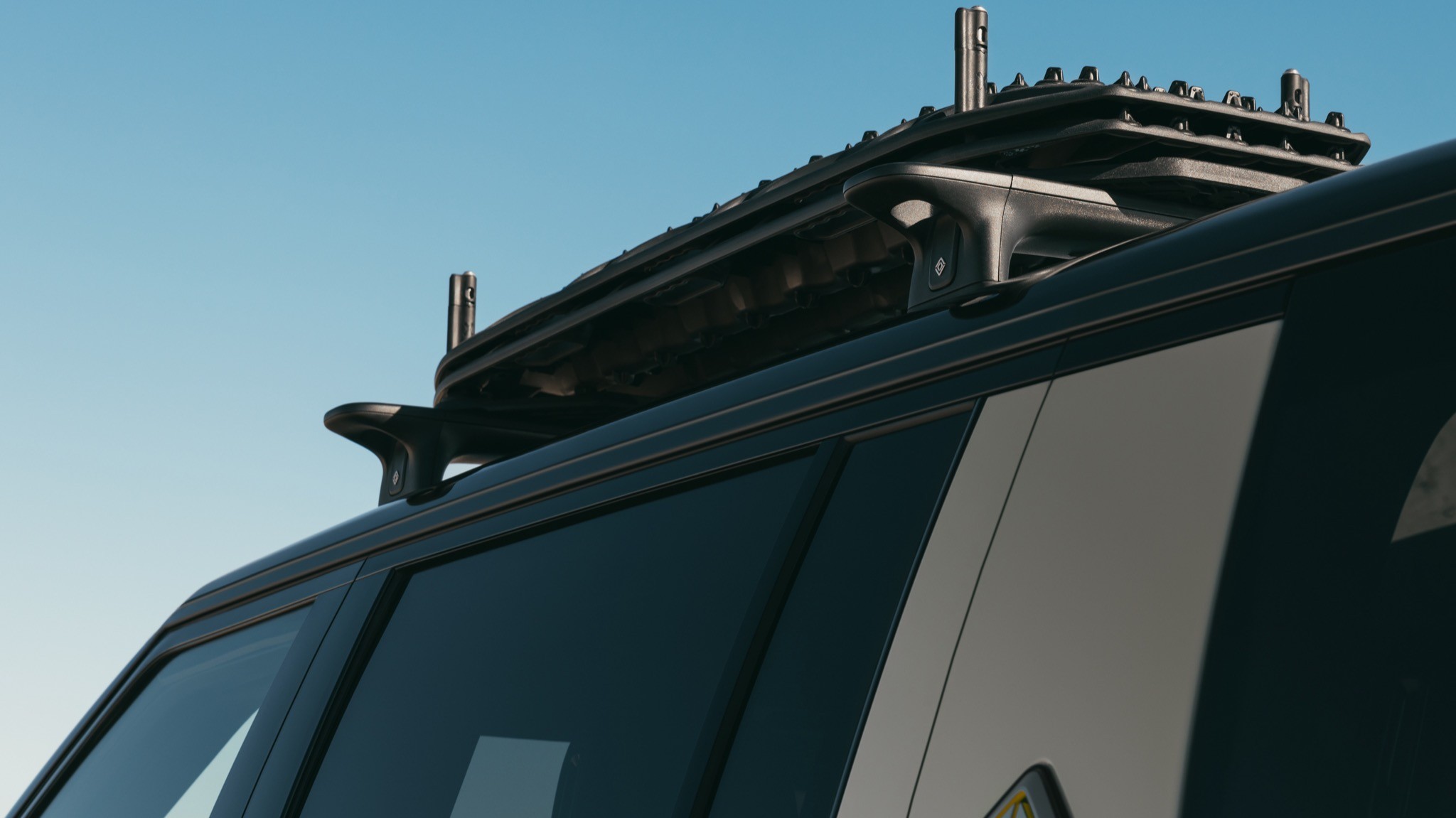 2025 Rivian R1 California Dune Edition 25