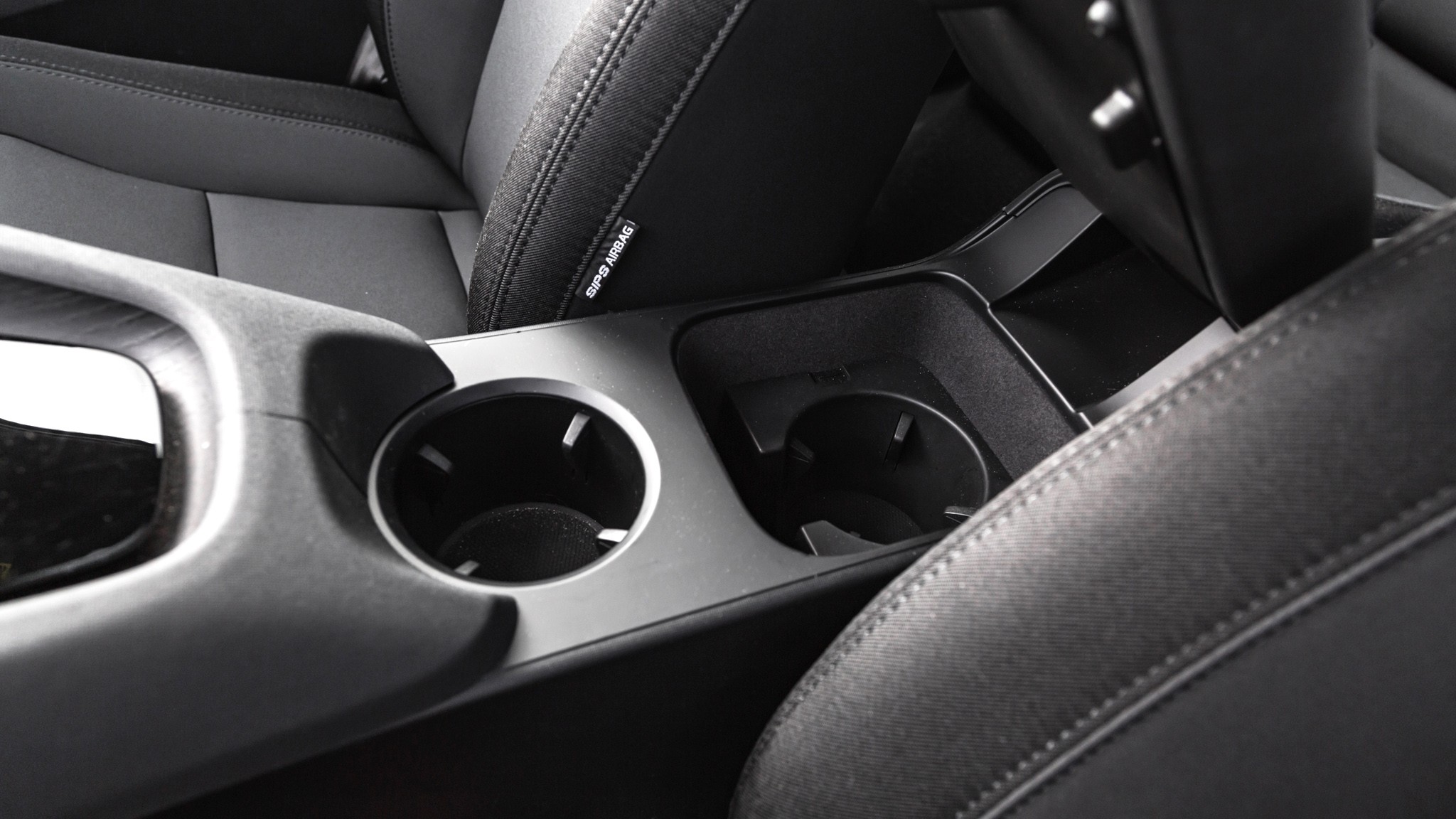 16 2025 Polestar 2 interior