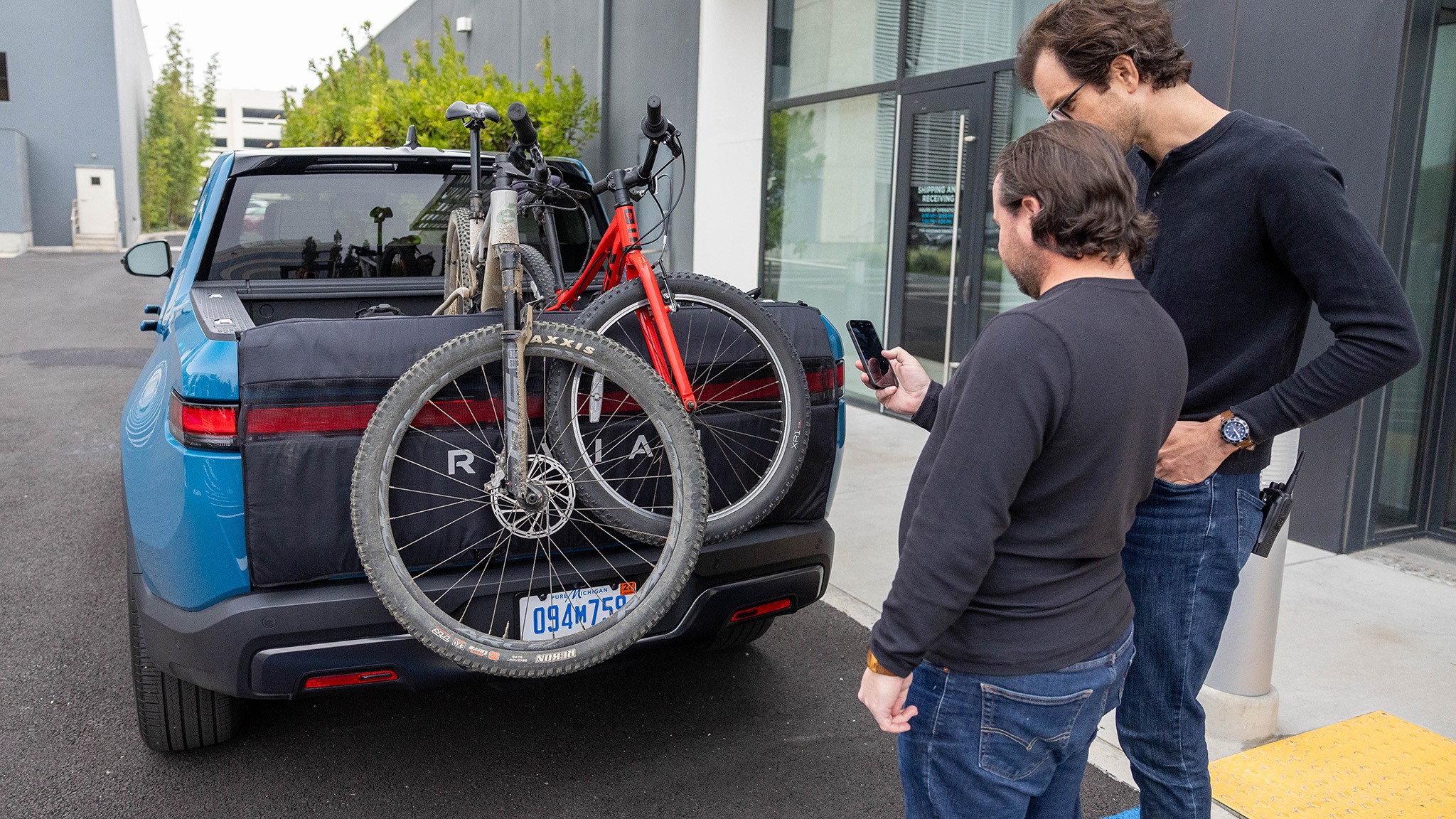 2025 Rivian R1T GearGuard 12