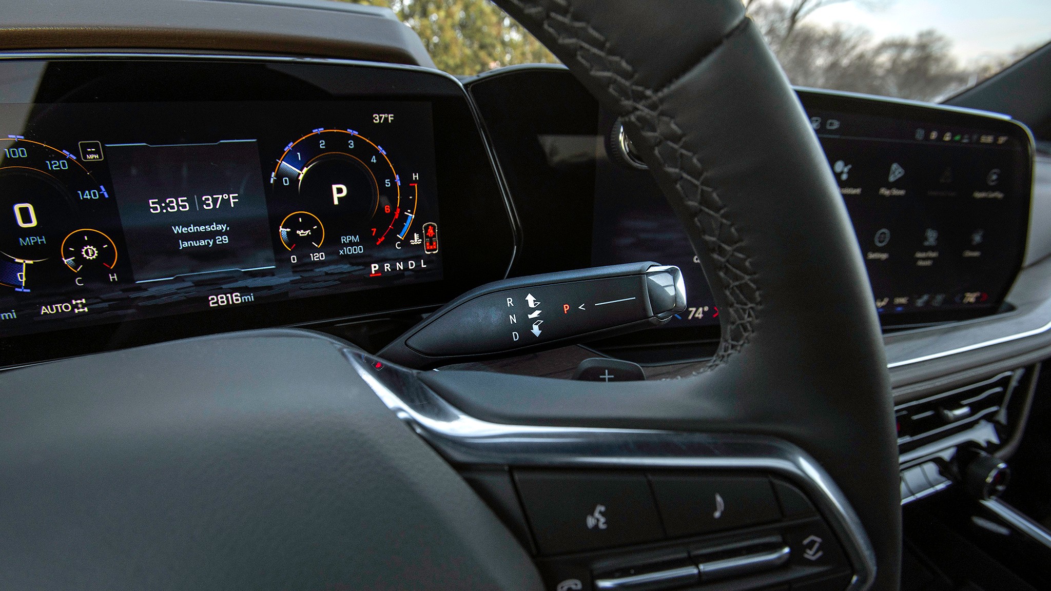 030 2025 Chevrolet Tahoe High Country interior