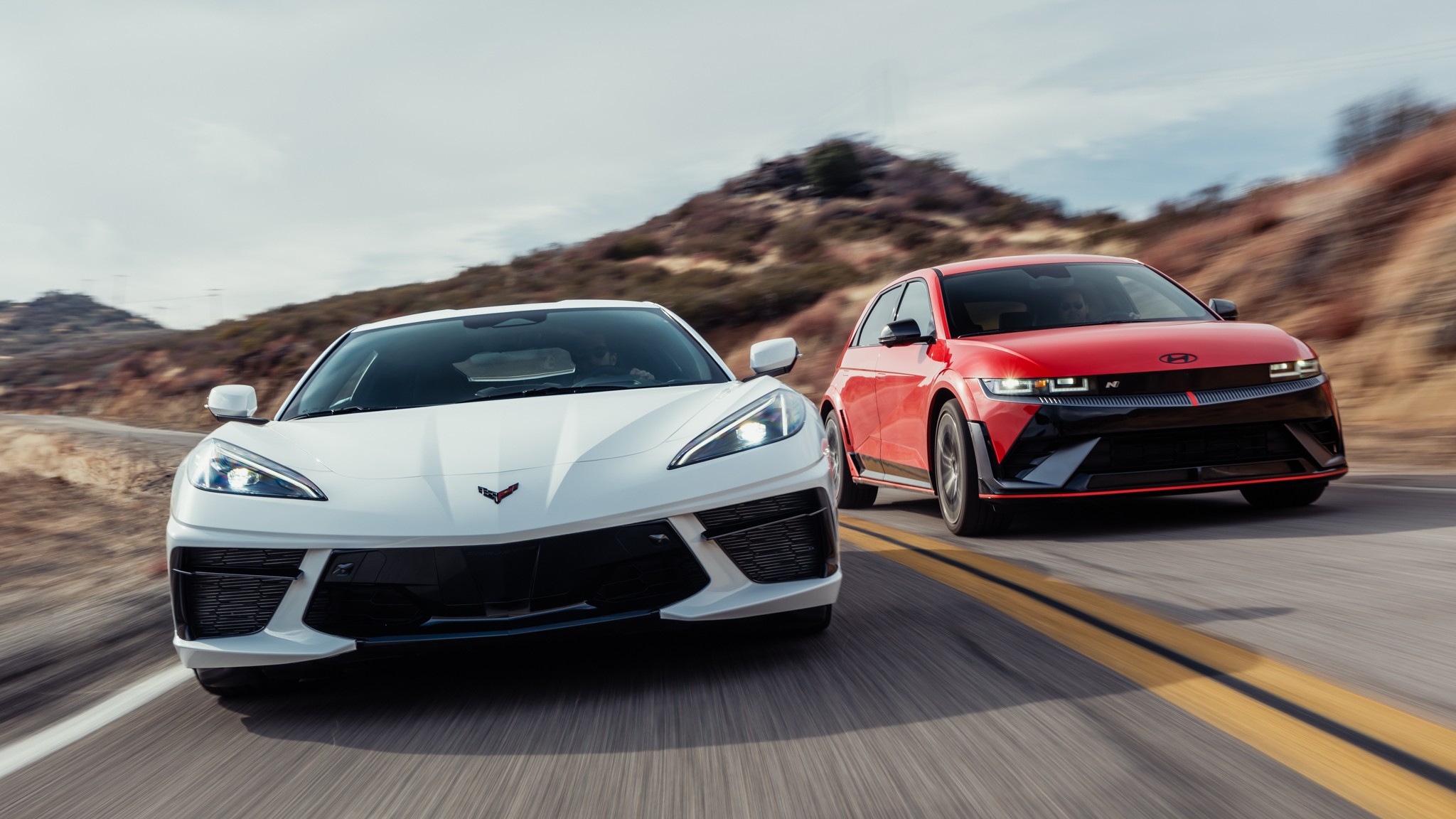 001 2025 Hyundai Ioniq 5 N 2025 Chevrolet Corvette 012825