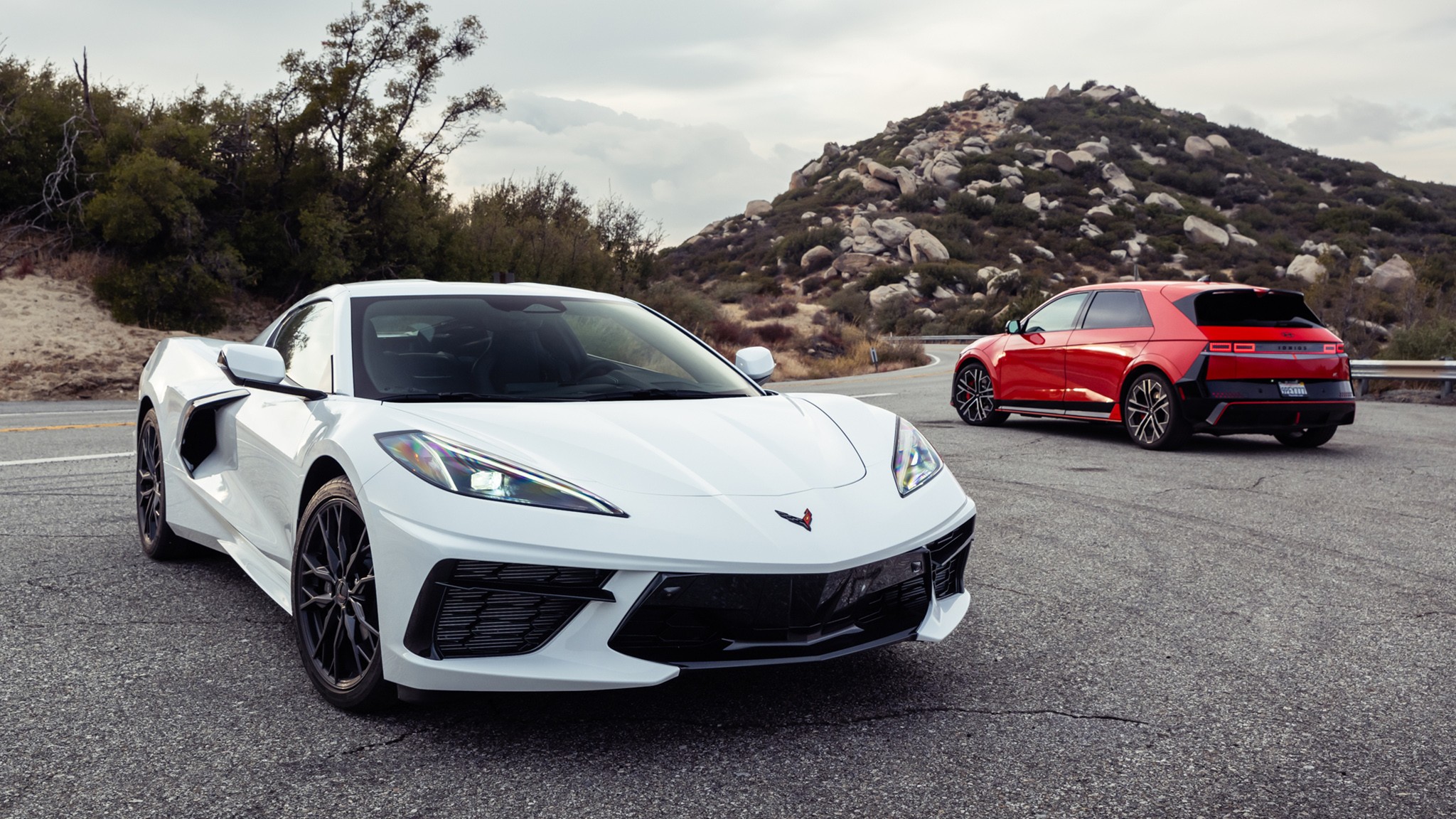 007 2025 Hyundai Ioniq 5 N 2025 Chevrolet Corvette 012825