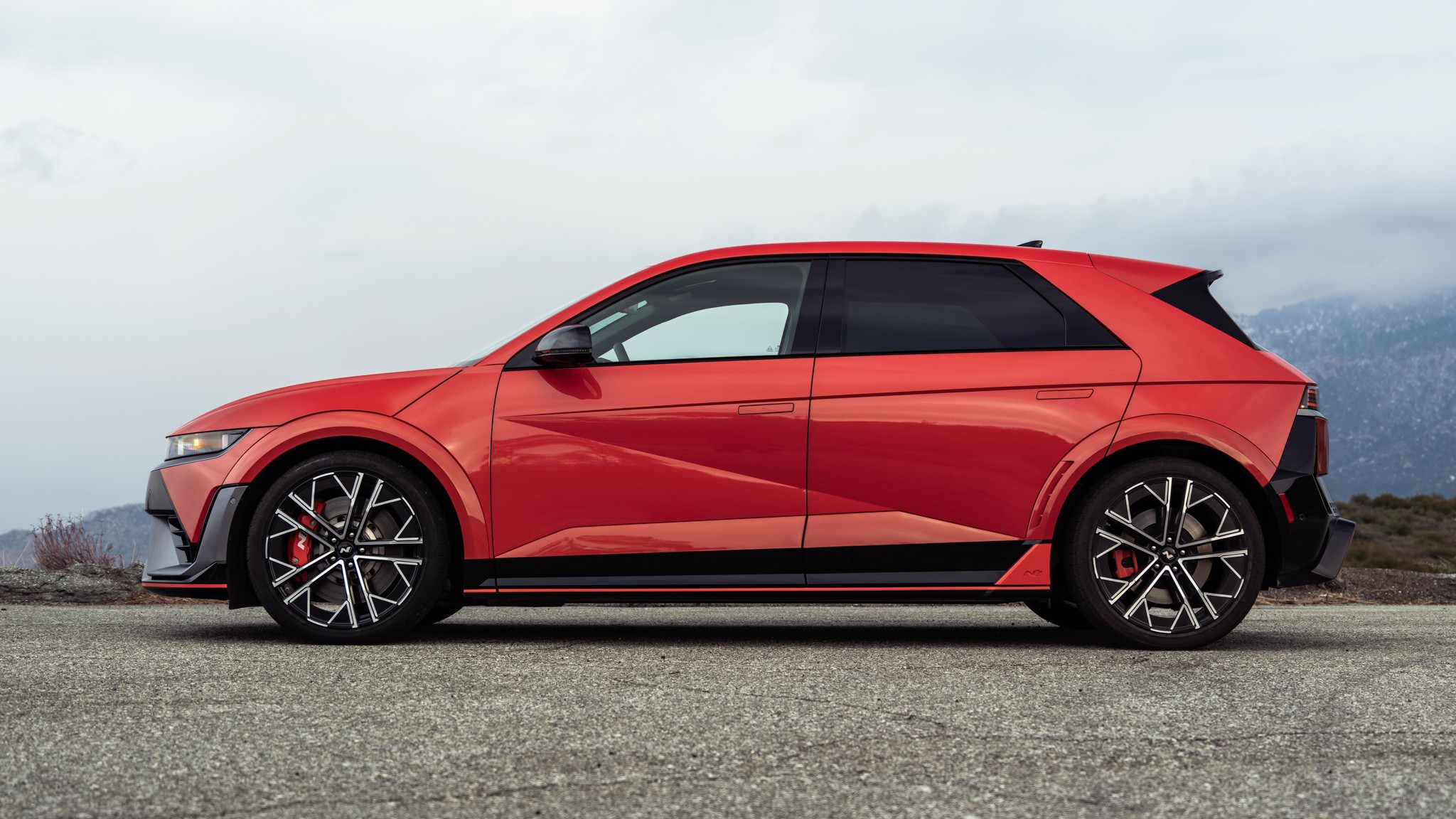 010 2025 Hyundai Ioniq 5 N 012825