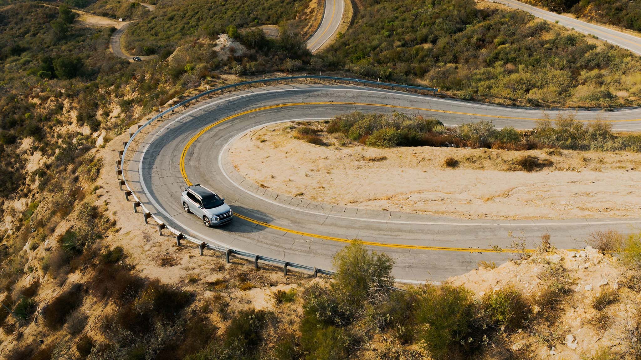 002 2025 mitsubishi outlander