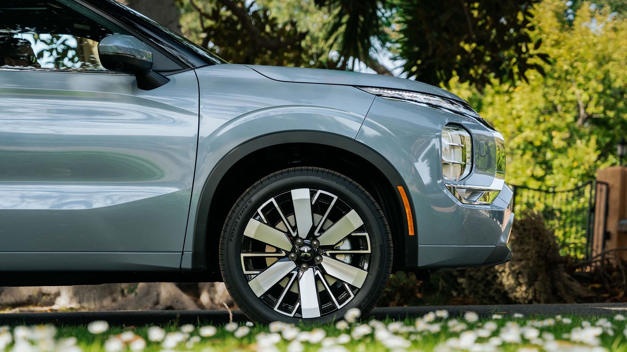 003 2025 mitsubishi outlander