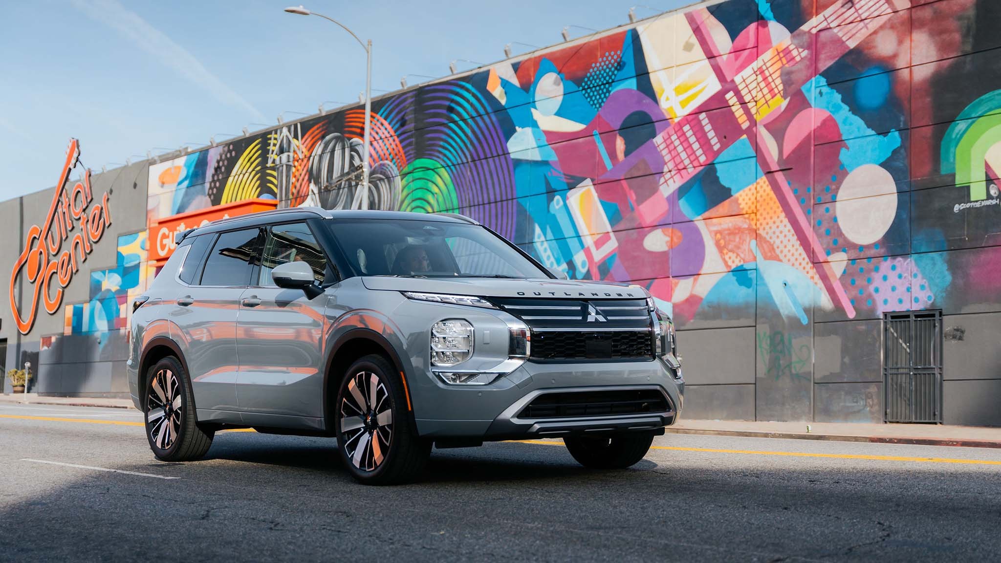 023 2025 mitsubishi outlander