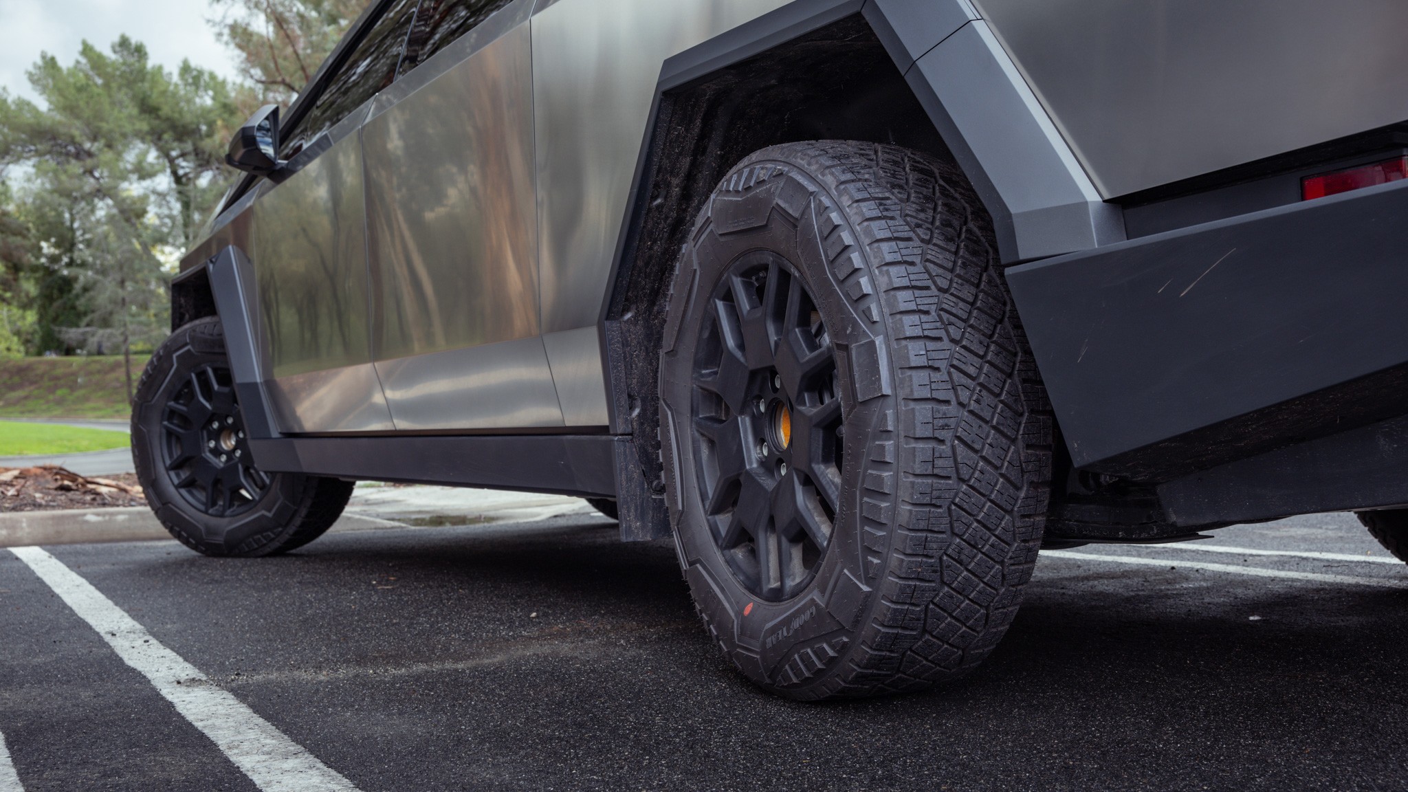 093 2024 Tesla Cybertruck