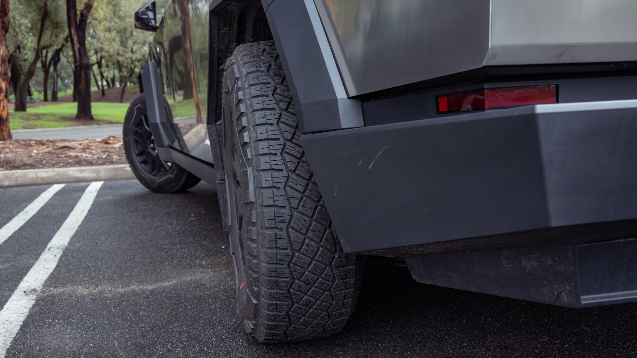 094 2024 Tesla Cybertruck