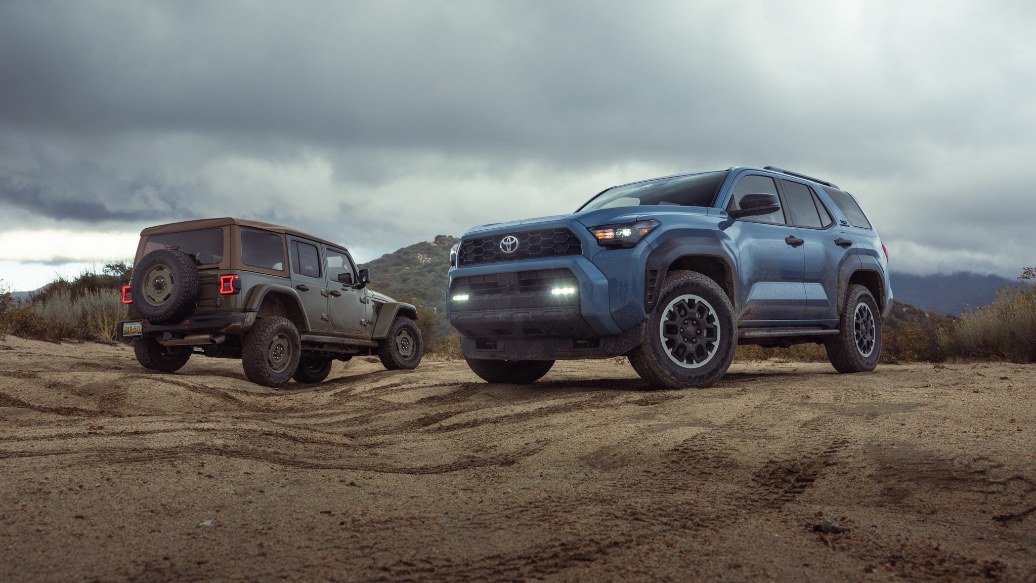 006 2025 Toyota 4Runner TRD OffRoad vs Jeep Wrangler Willys 4XE