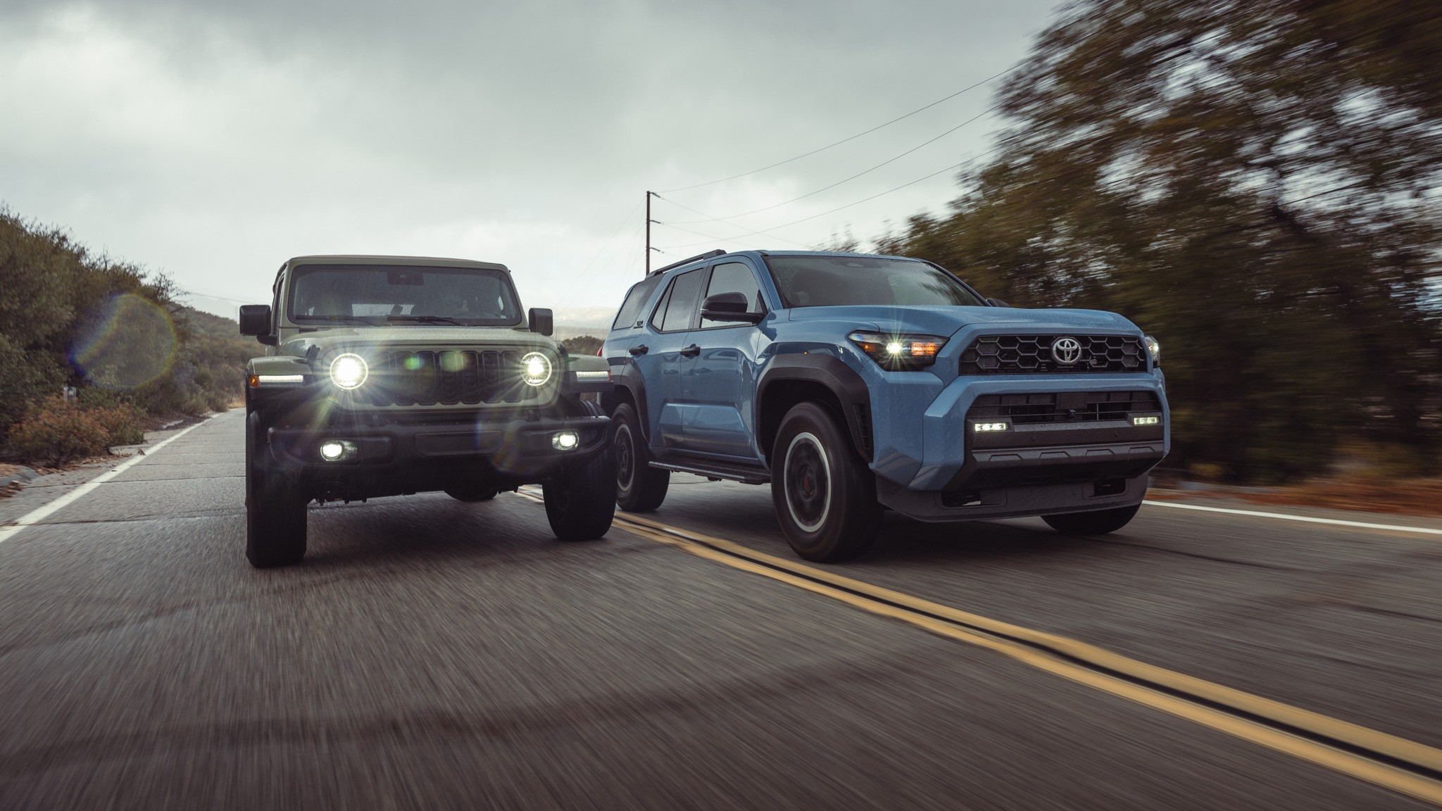 013 2025 Toyota 4Runner TRD OffRoad vs Jeep Wrangler Willys 4XE