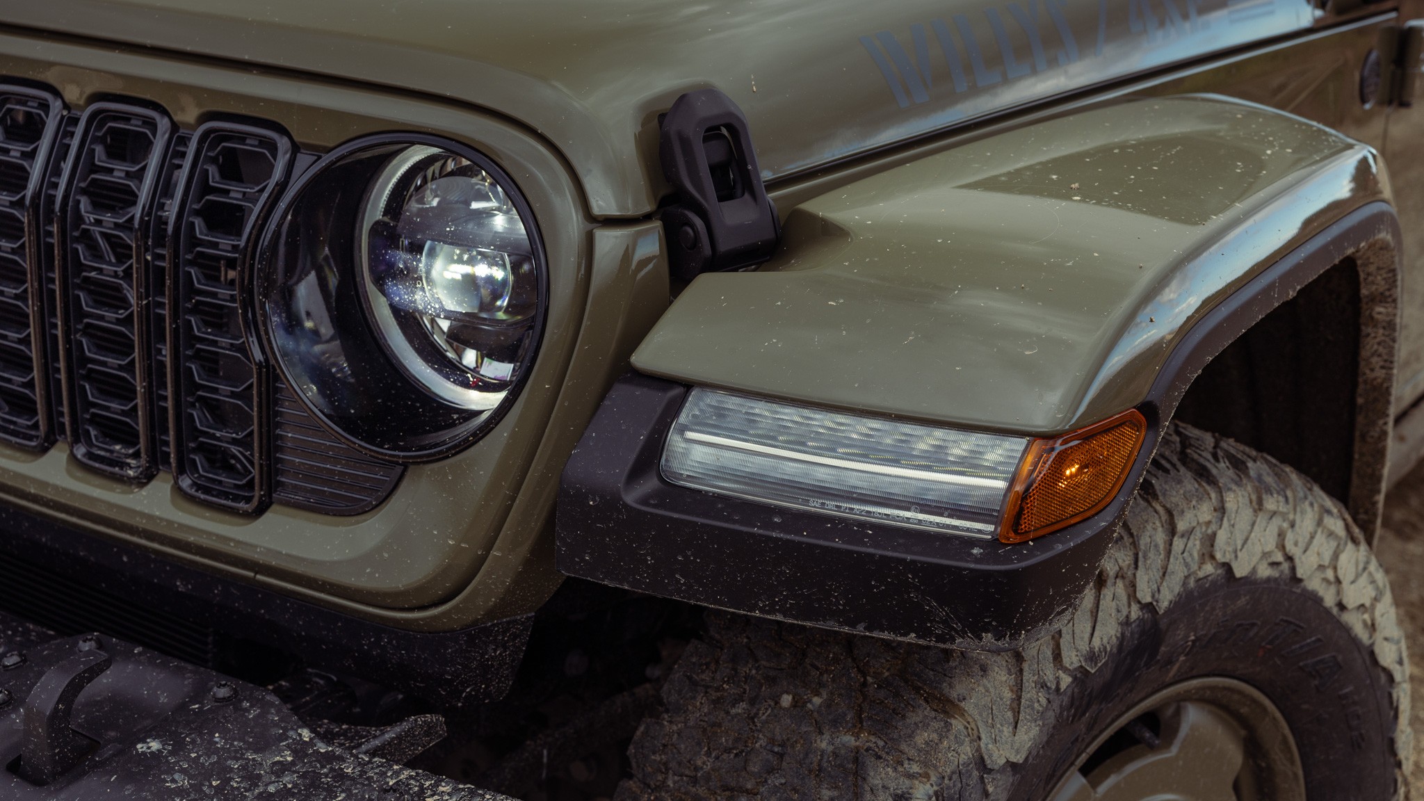 002 2025 Jeep Wrangler Willys 4XE