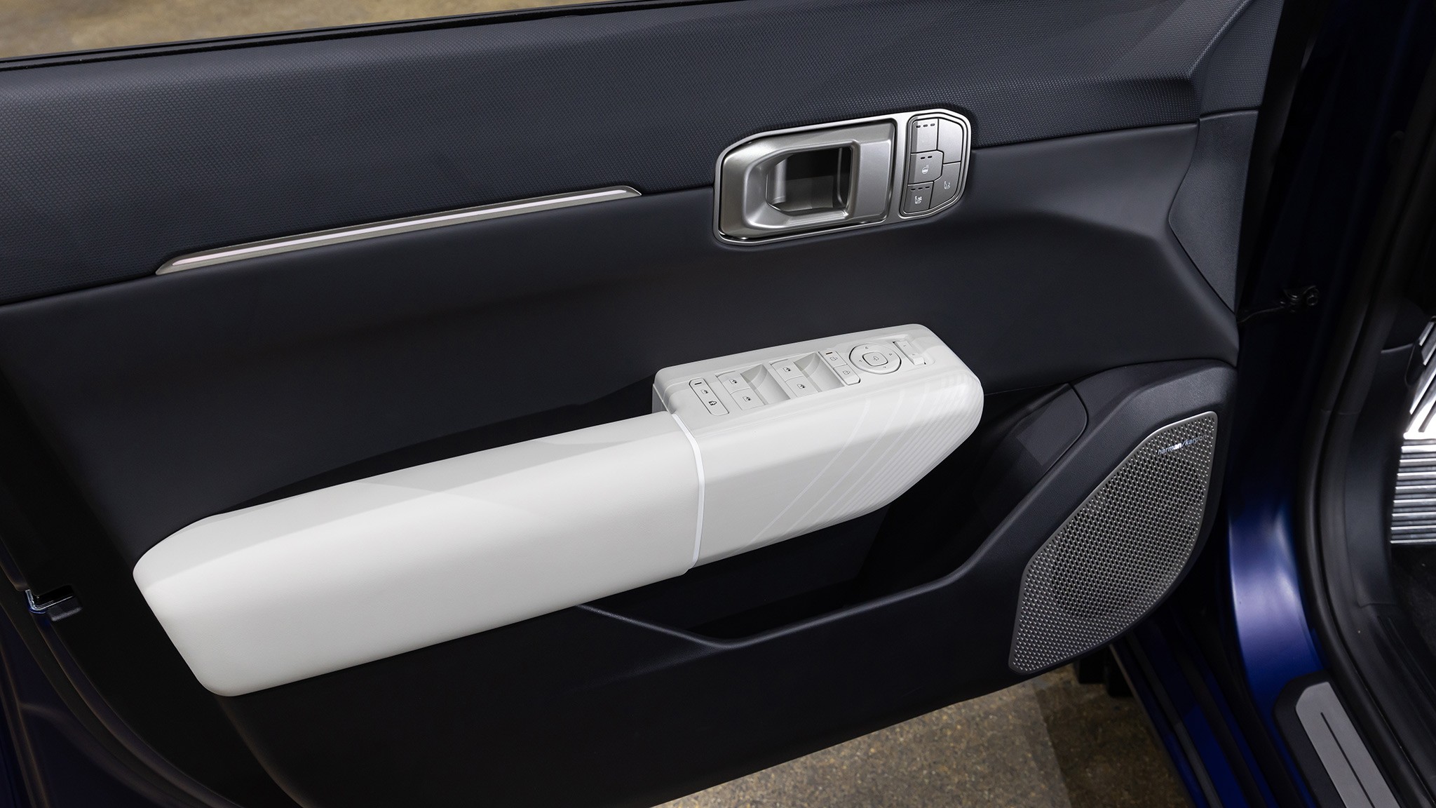 2026 Kia EV4 GT Line sedan reveal 3