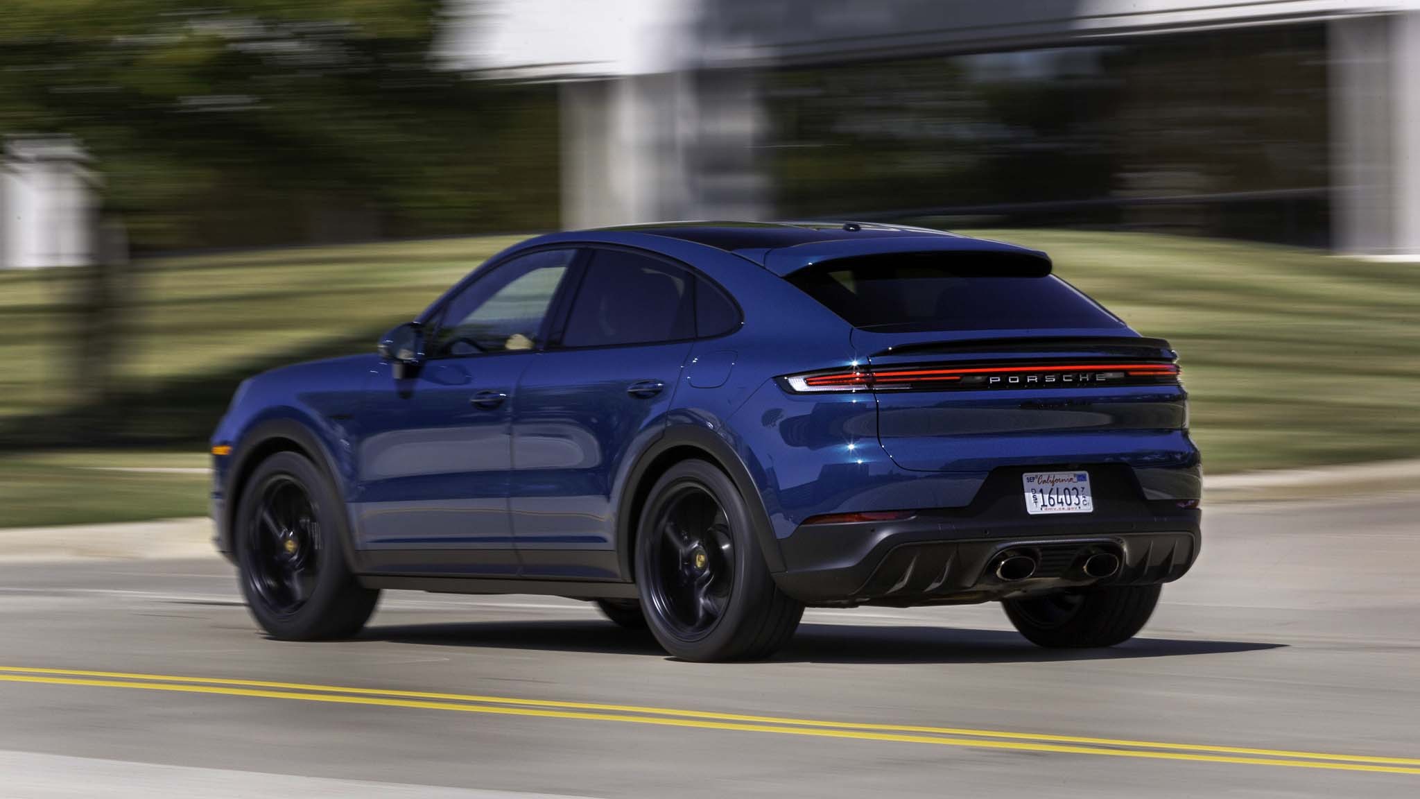 008 2024 Porsche Cayenne Turbo E Hybrid Coupe