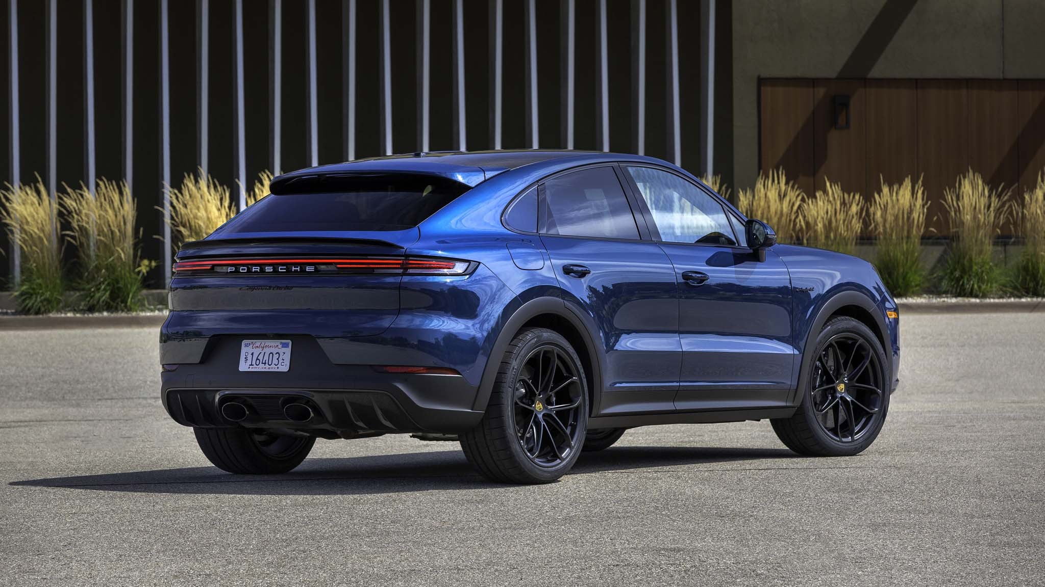 014 2024 Porsche Cayenne Turbo E Hybrid Coupe