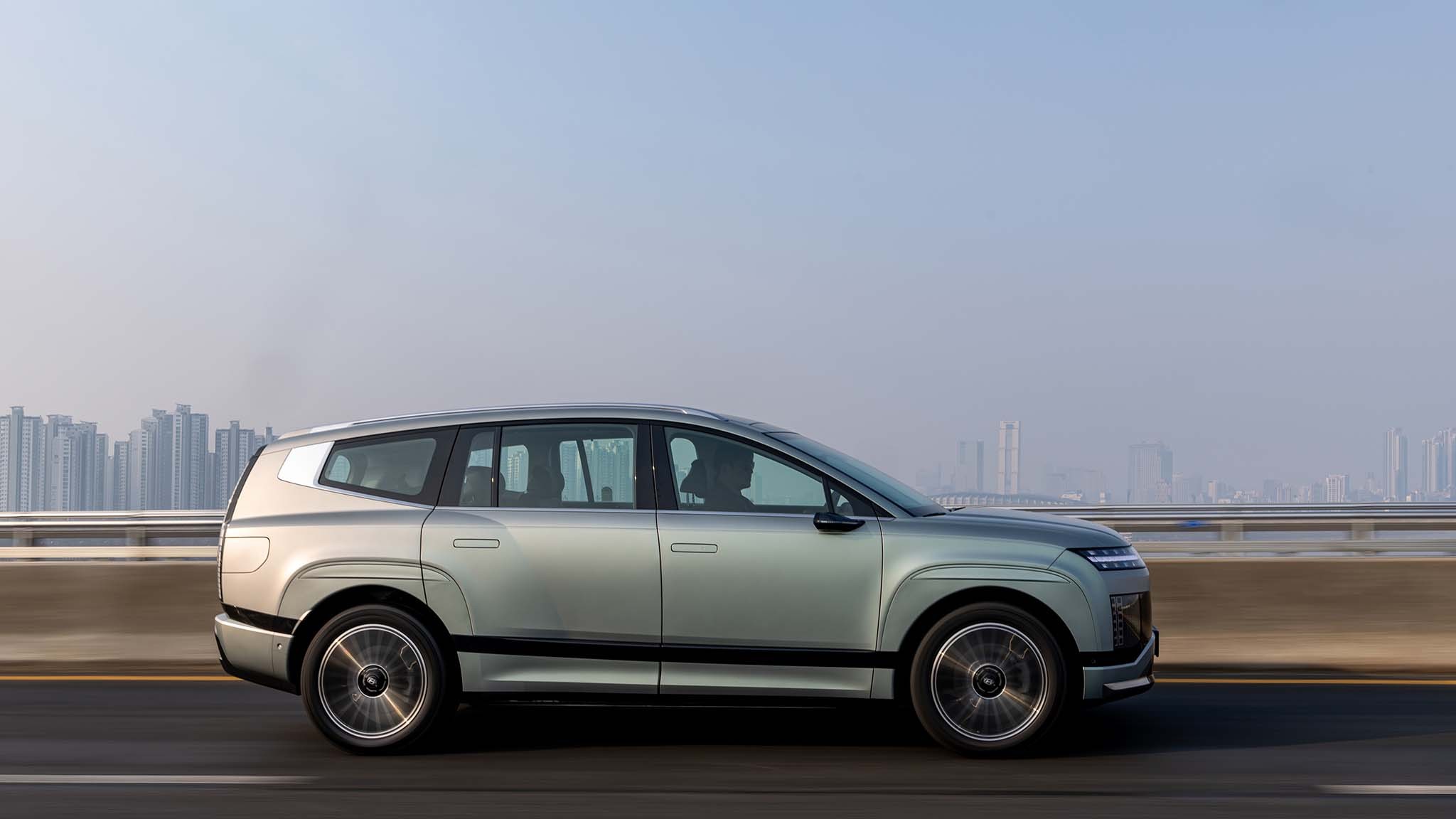 010 2026 hyundai ioniq 9 ev first drive