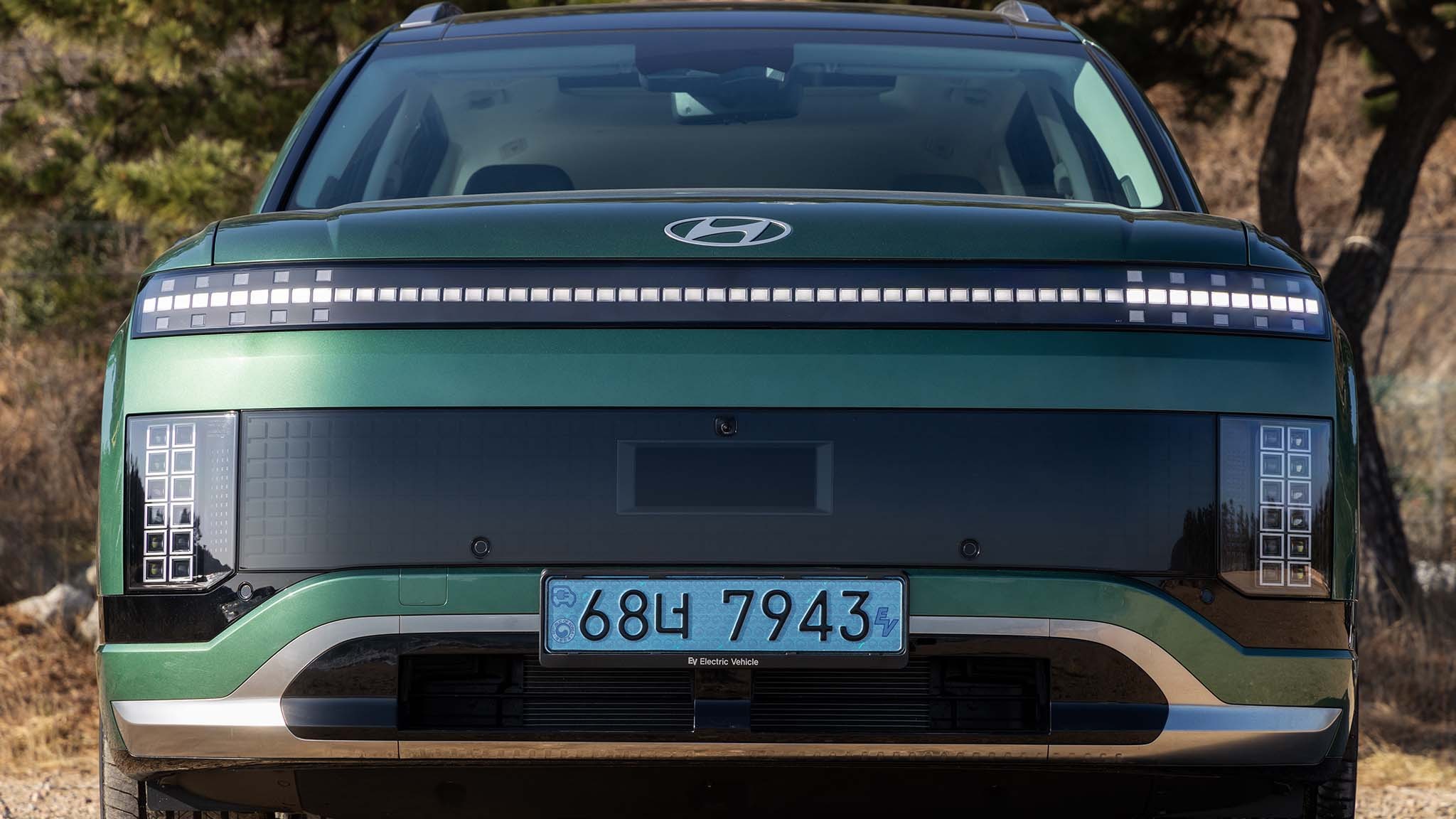 022 2026 hyundai ioniq 9 ev first drive front view