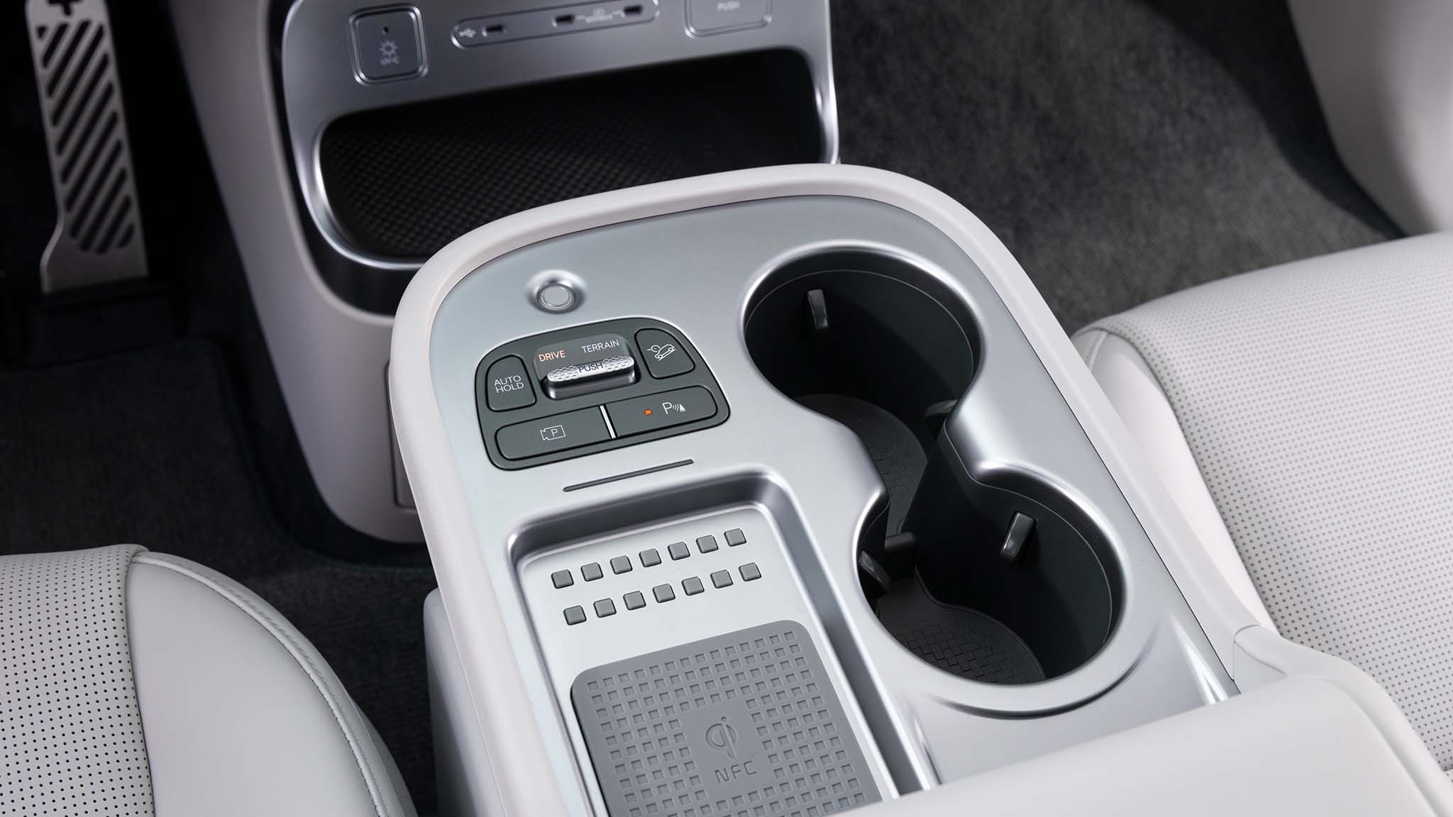 030 2026 hyundai ioniq 9 ev first drive center console