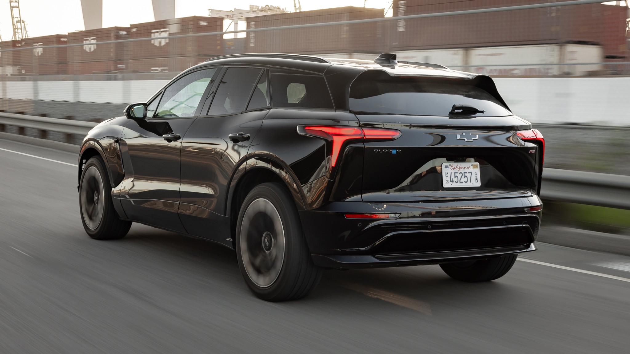 048 2025 chevrolet blazer ev