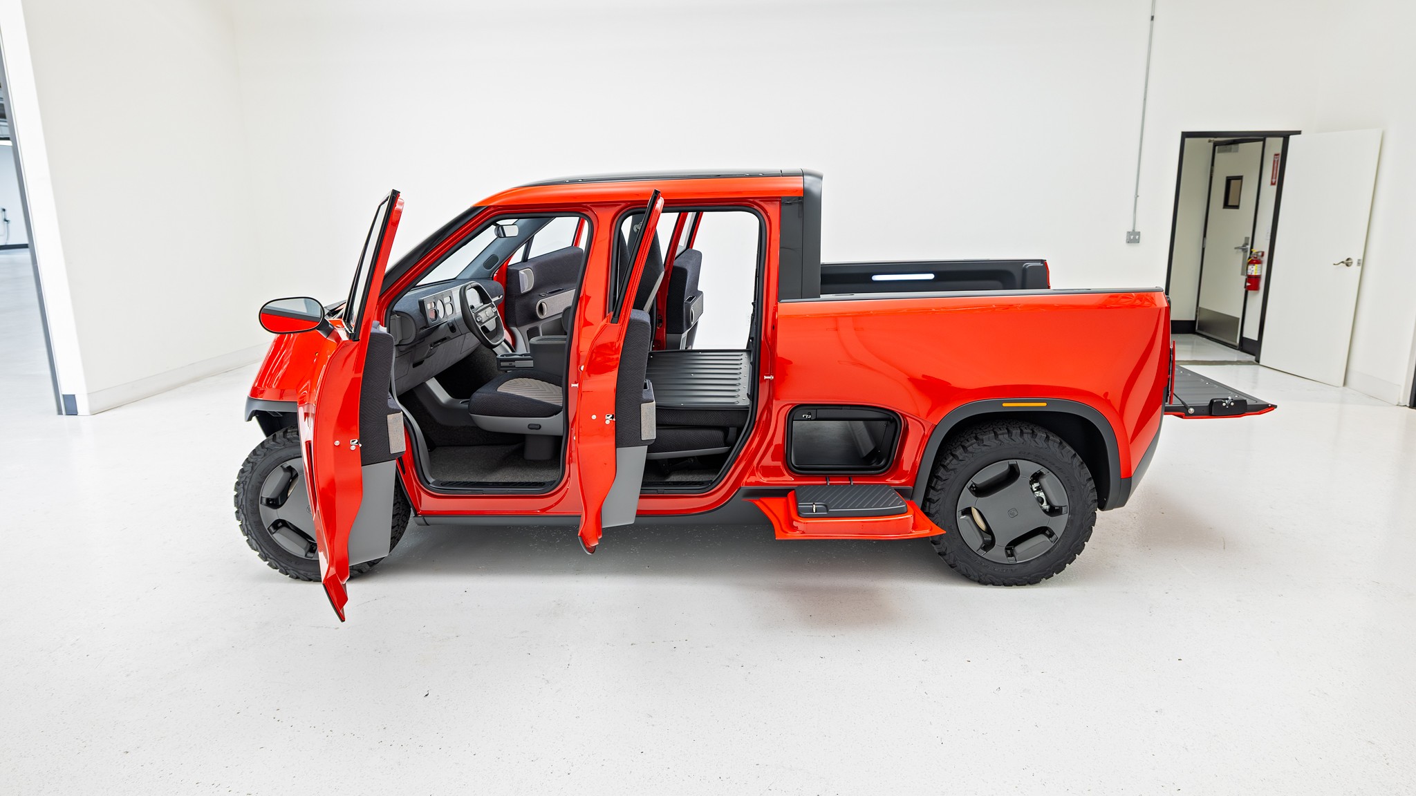 004 2025 TELO Truck Concept