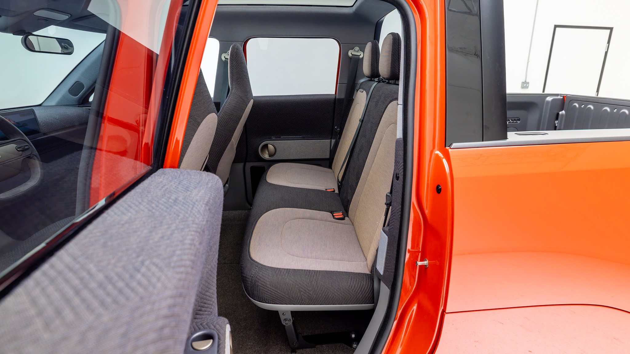 040 2025 TELO Truck Concept