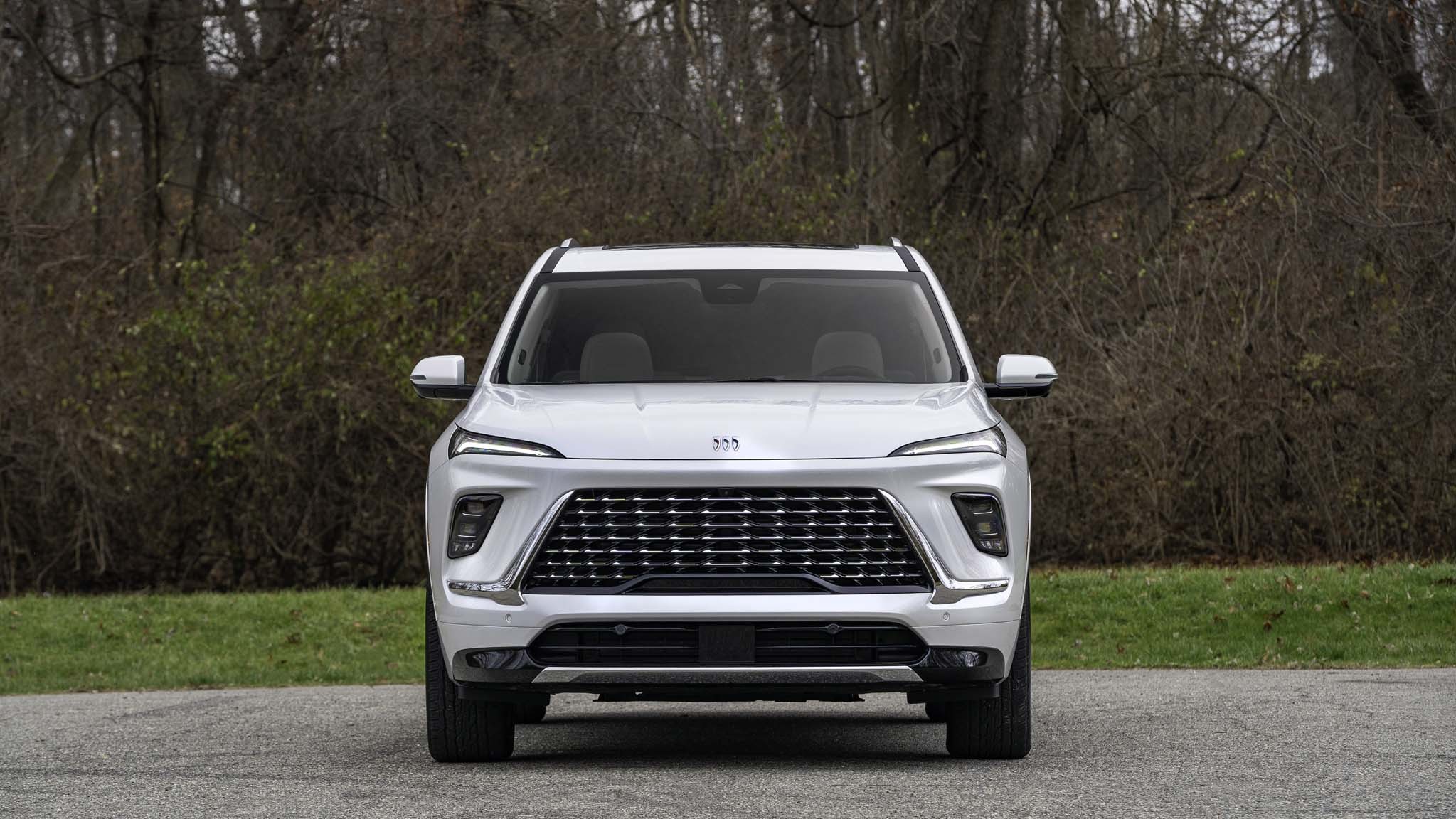 011 2025 Buick Enclave Avenir