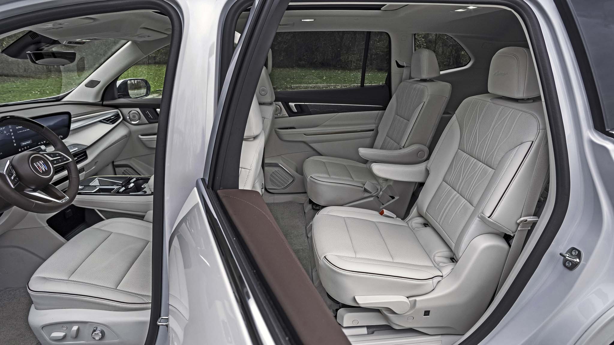 024 2025 Buick Enclave Avenir