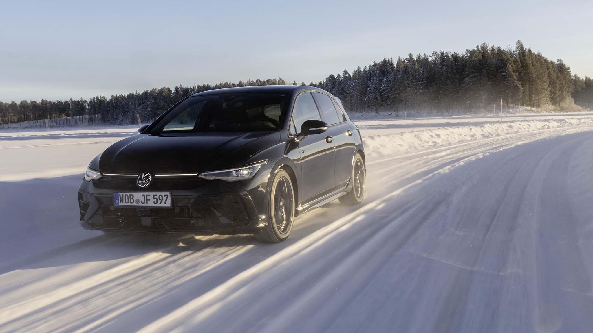 001 2025 volkswagen golf r