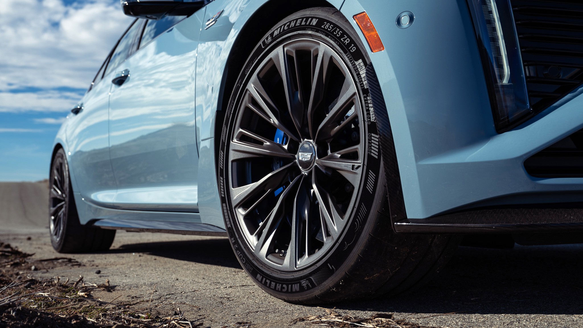 039 2025 Cadillac CT5V Blackwing Precision