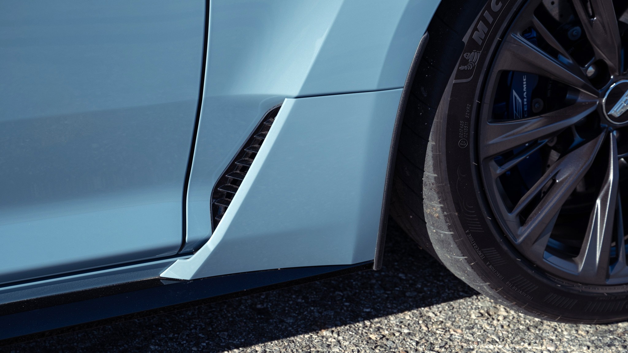 050 2025 Cadillac CT5V Blackwing Precision