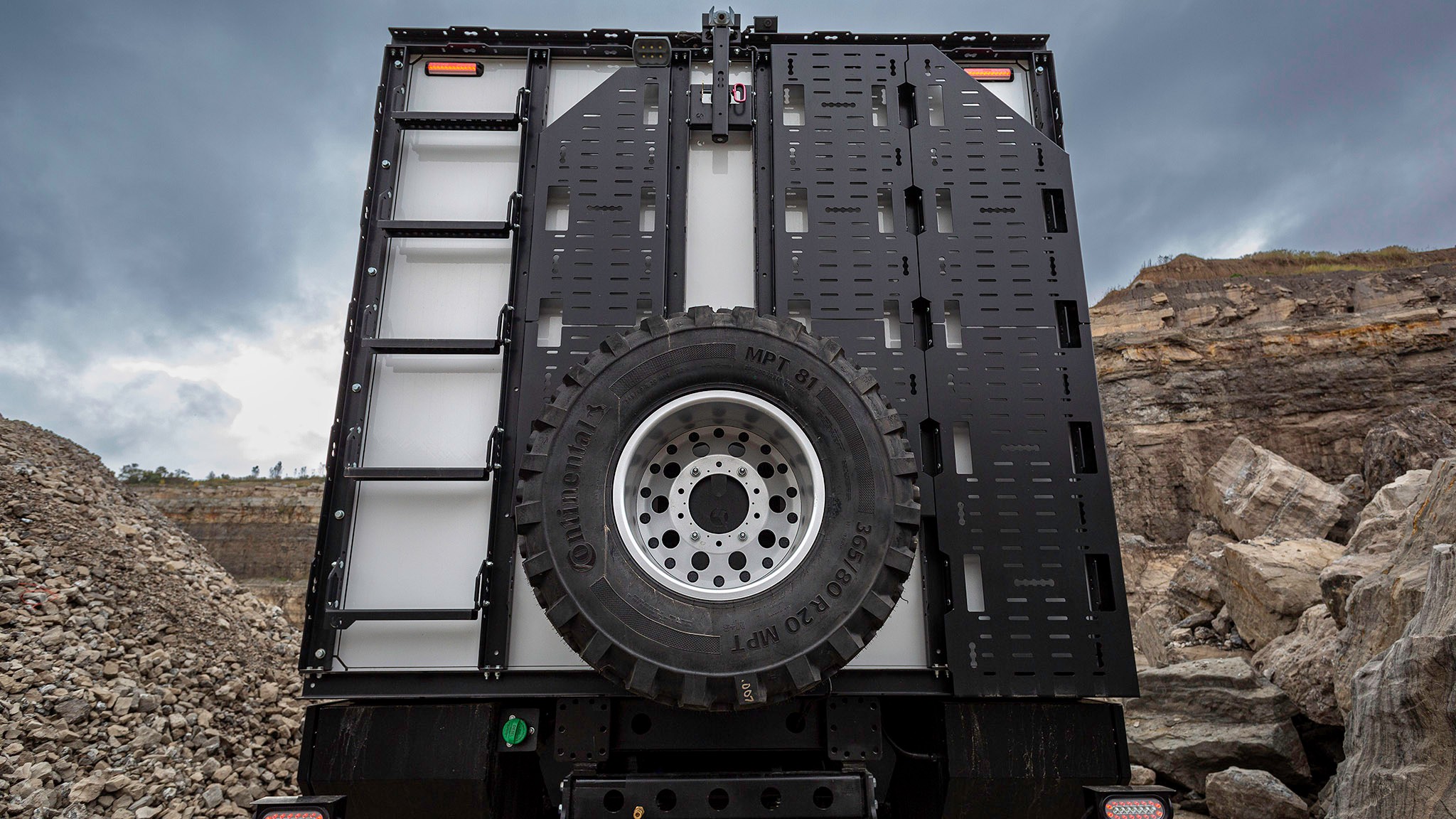 024 2024 Krug Bedrock XT2