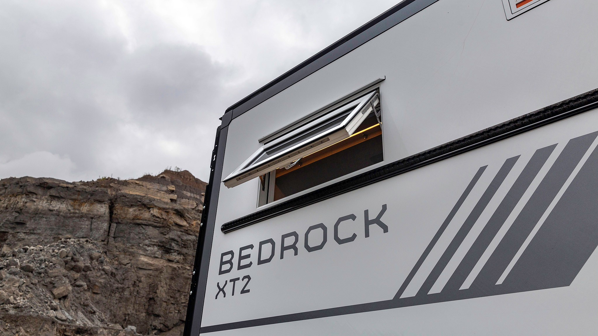 041 2024 Krug Bedrock XT2