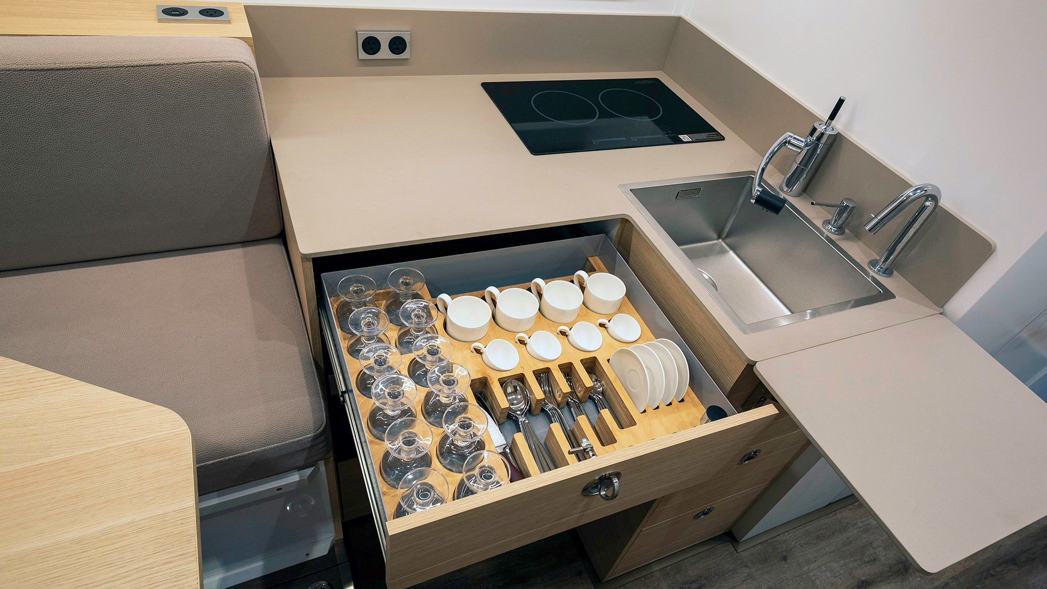 054 2024 Krug Bedrock XT2