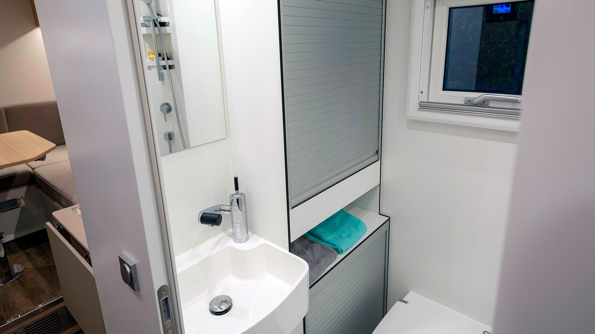 061 2024 Krug Bedrock XT2