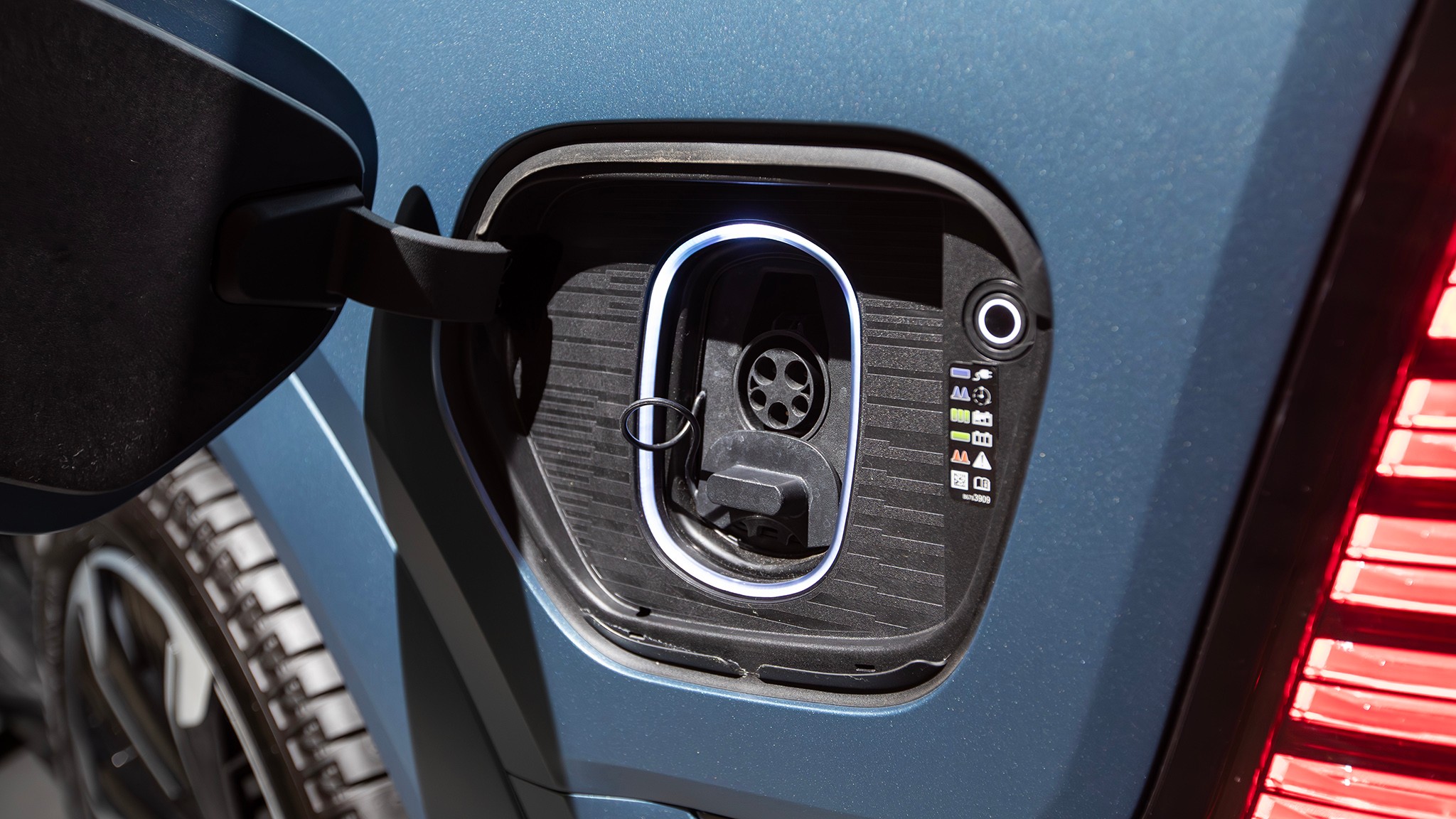 8 2025 Cadillac Escalade IQ road trip SF LA