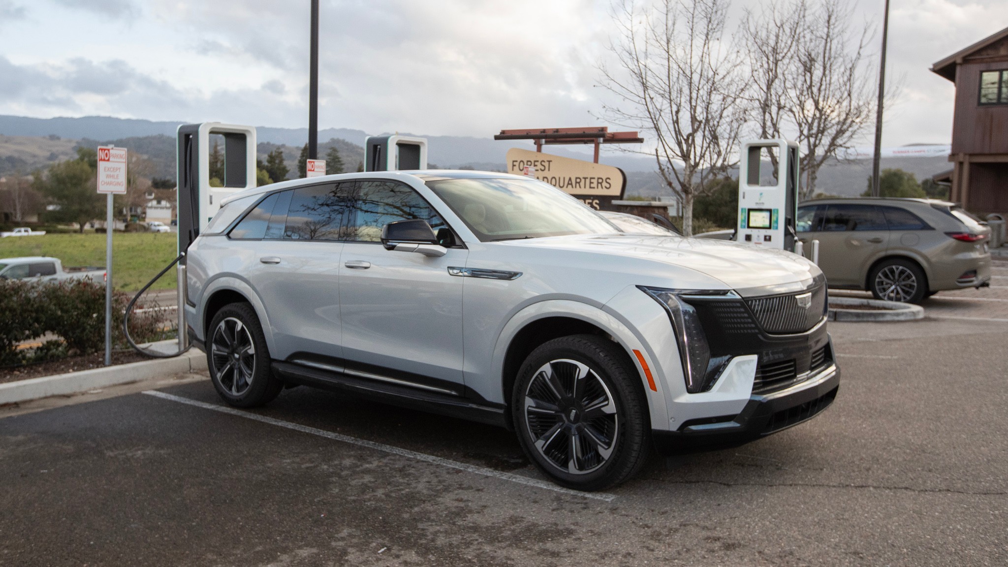 47 2025 Cadillac Escalade IQ road trip SF LA