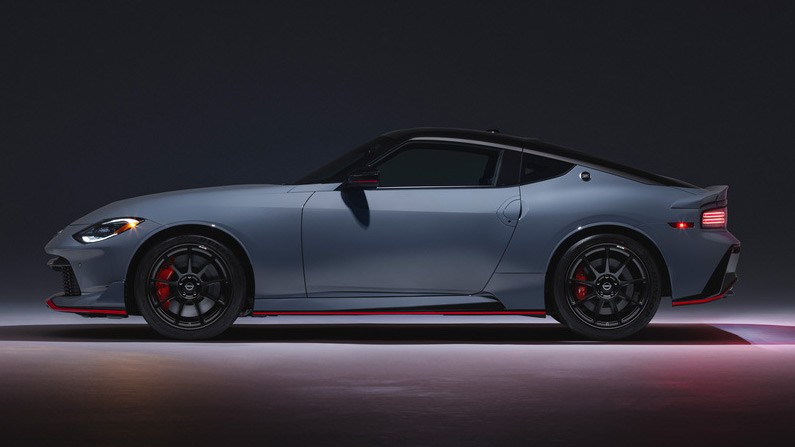 Nissan Z NISMO knife 6